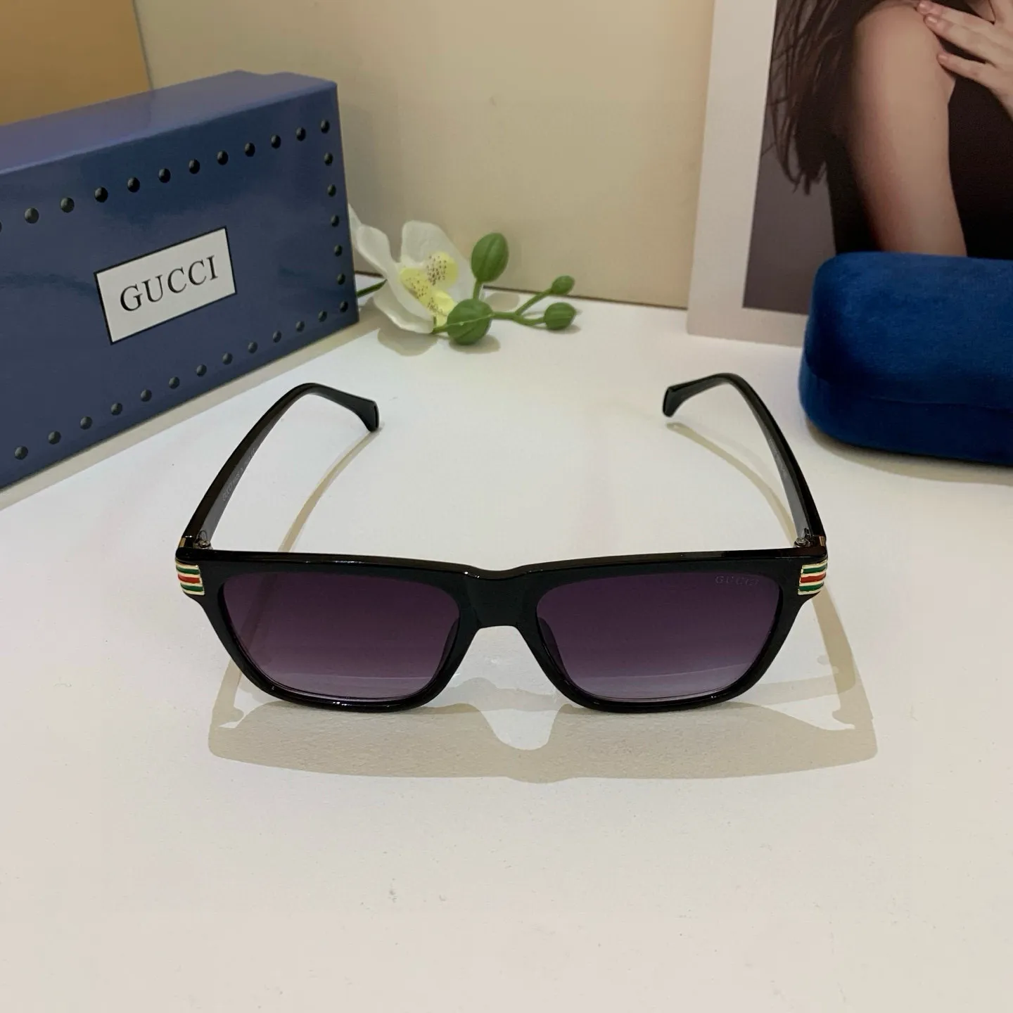 Gucci Ace Sunglasses [4u7Z-w] view 4