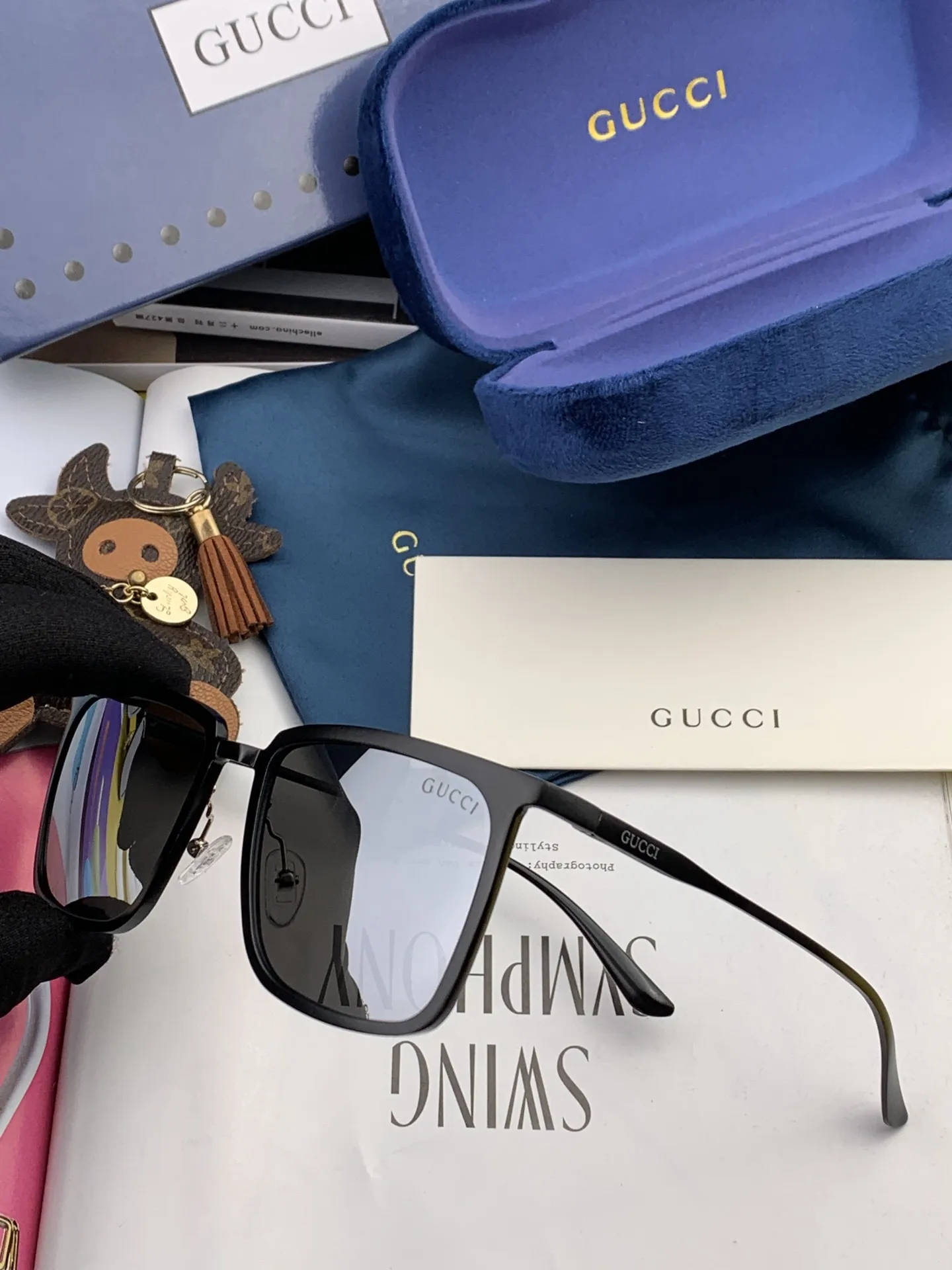 Gucci Ace Sunglasses [69fbGA] view 6