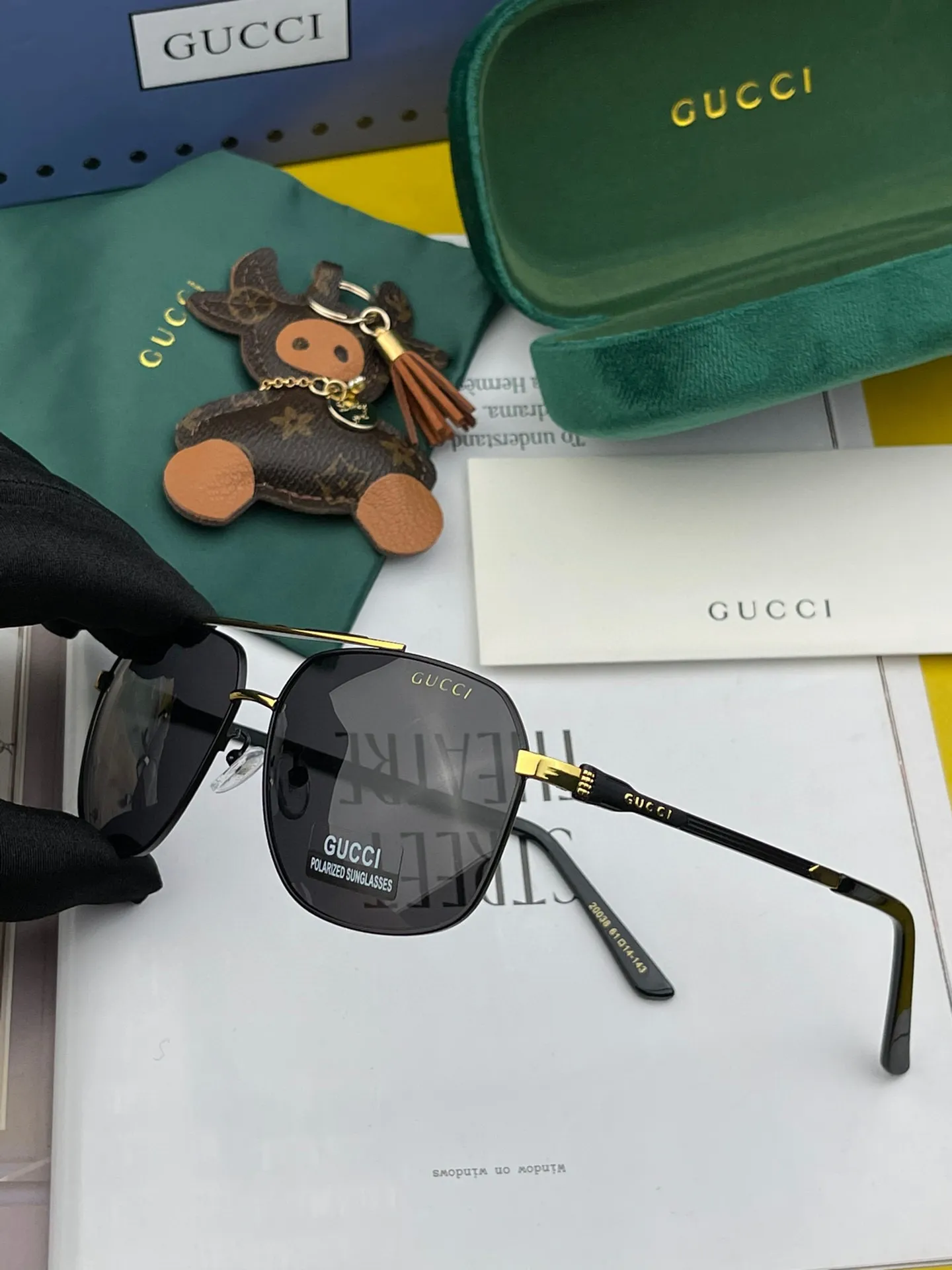 Gucci Ace Sunglasses [DGB8BA] view 4