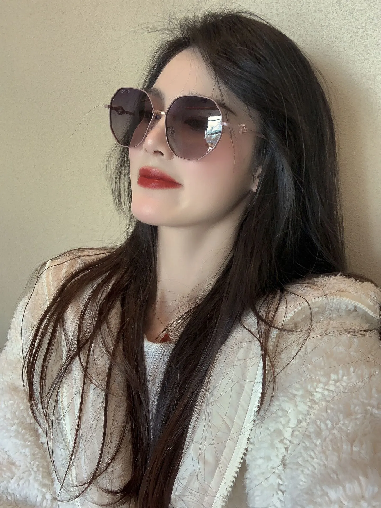 Gucci Ava Sunglasses [35hXIw] view 2