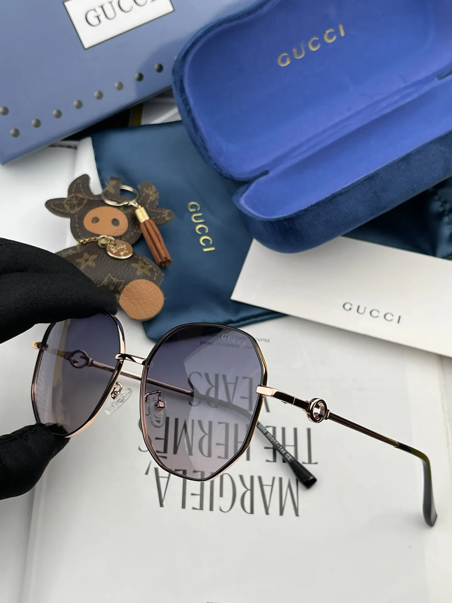 Gucci Ava Sunglasses [35hXIw] view 8