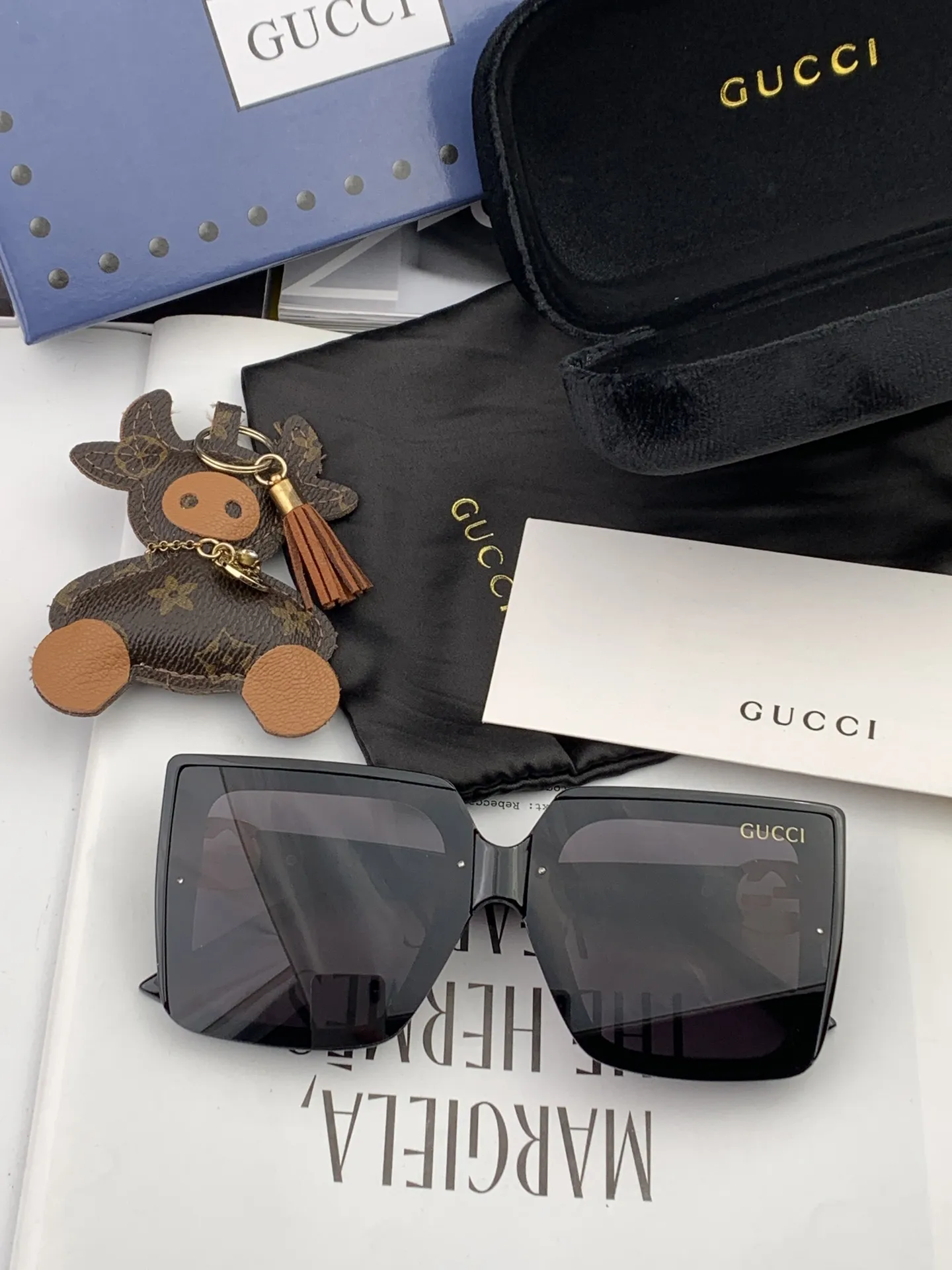 Gucci Ava Sunglasses [4x1nkg] view 4