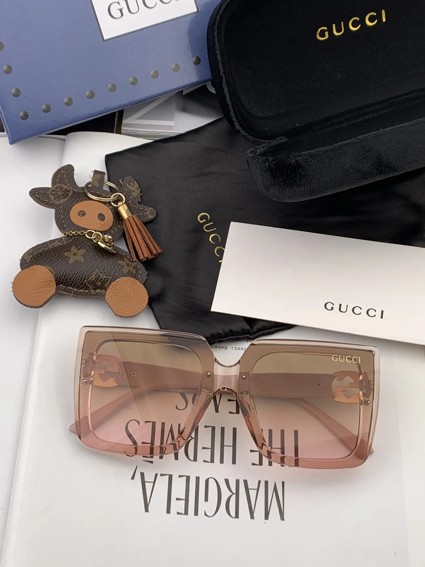 Gucci Ava Sunglasses [4x1nkg] view 5