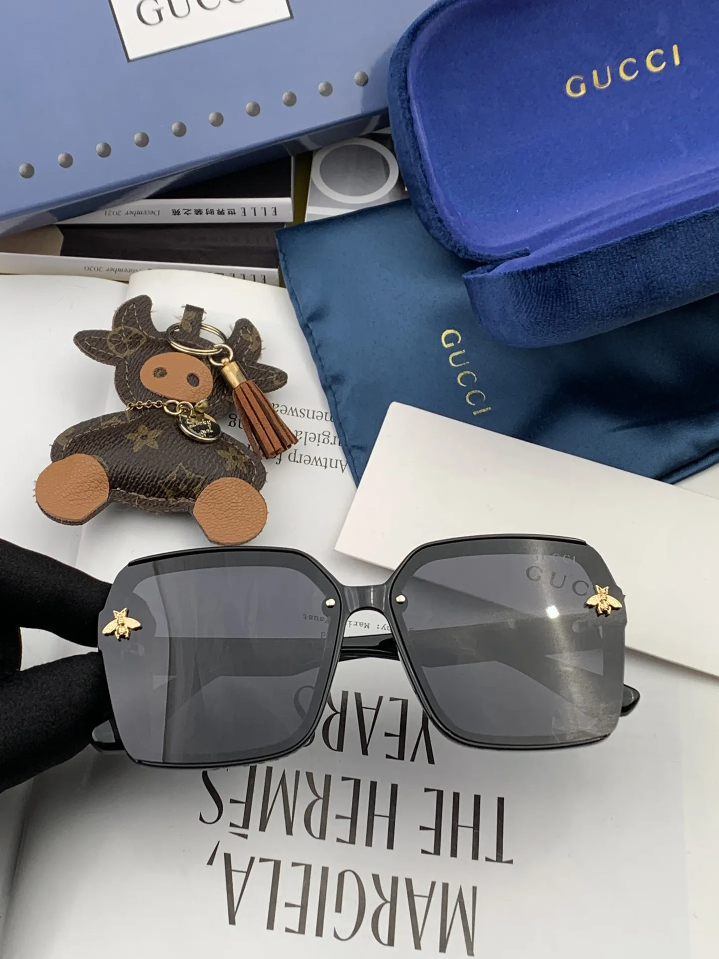 Gucci Ava Sunglasses [A6UEZA] view 4