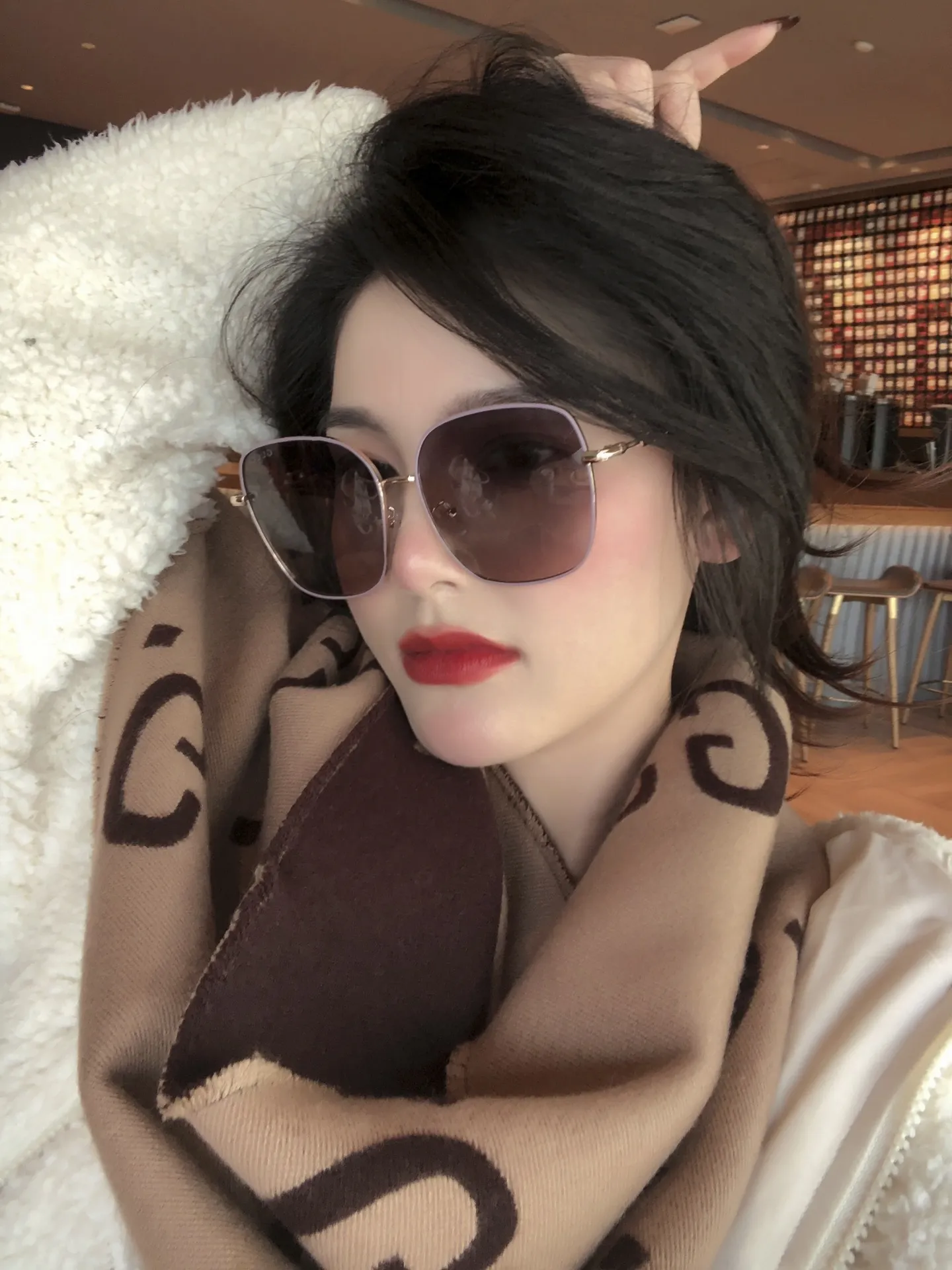 Gucci Ava Sunglasses [UY9-aw] view 2