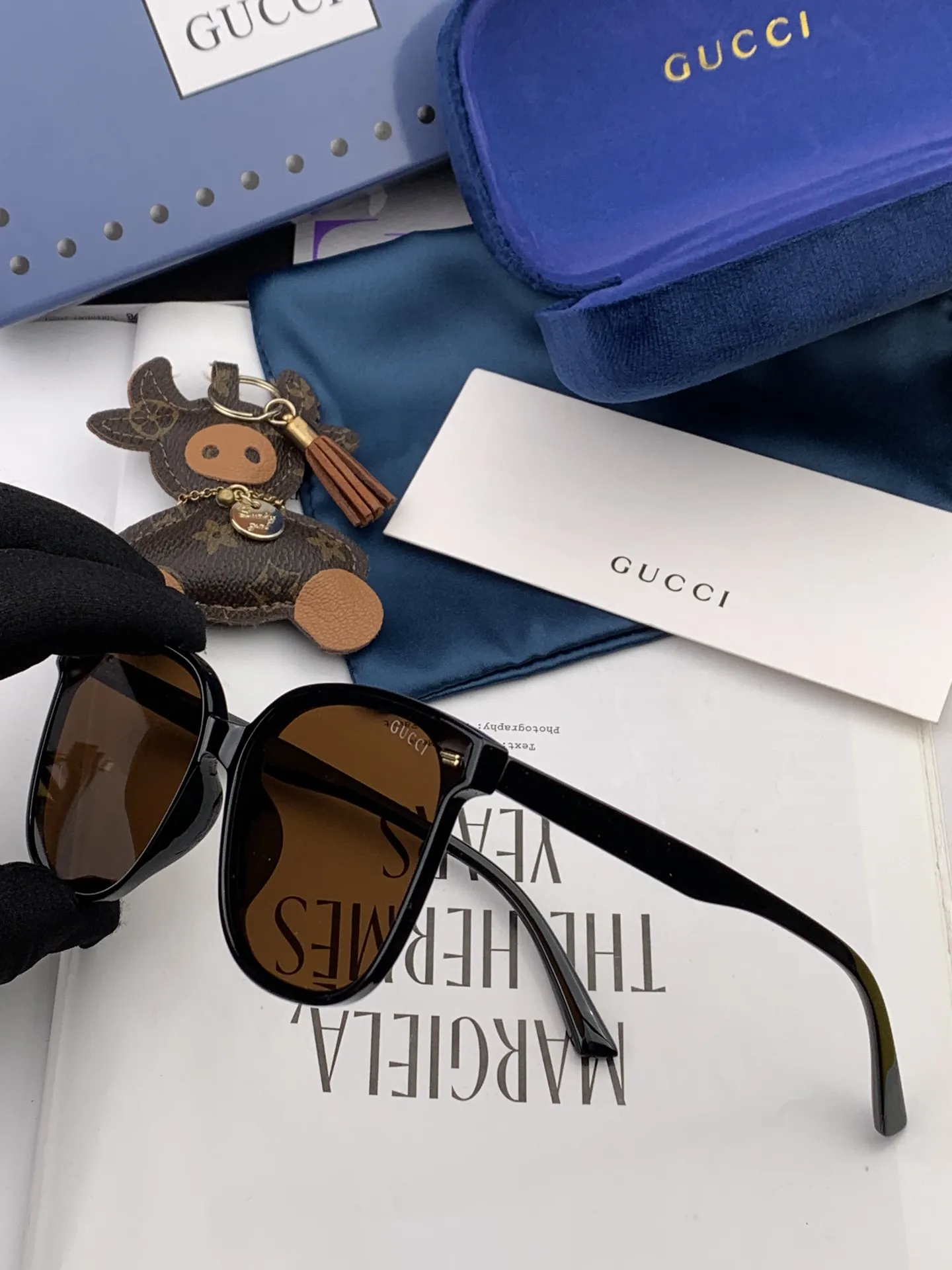 Gucci Ava Sunglasses [gBADjg] view 8