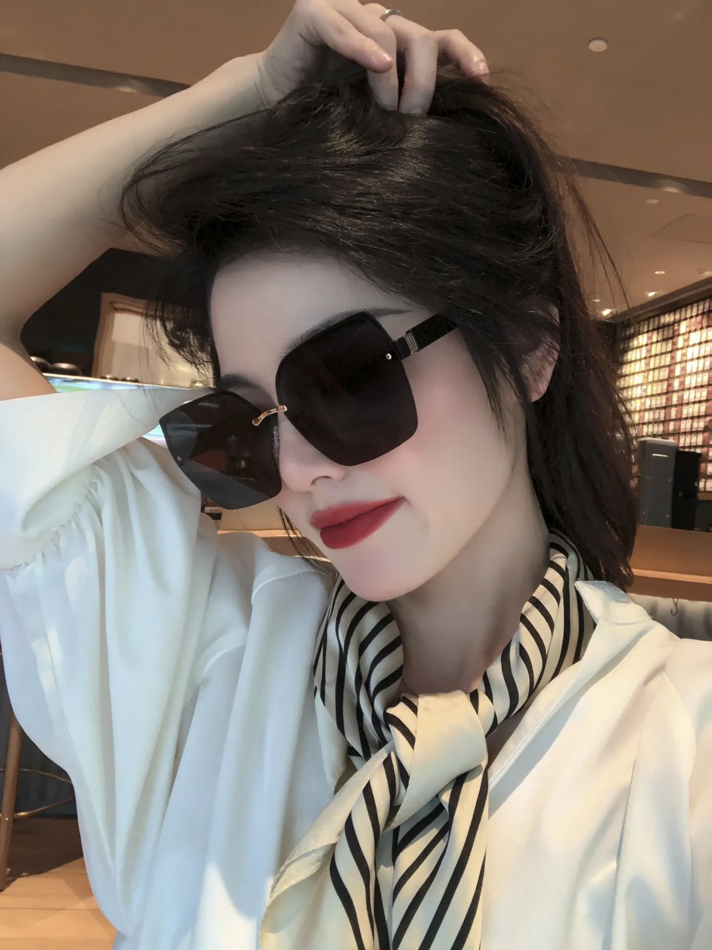 Gucci Ava Sunglasses [hmpnjA] view 2