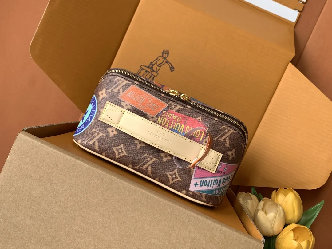 Louis Vuitton 2 Compartments Monogram view 6