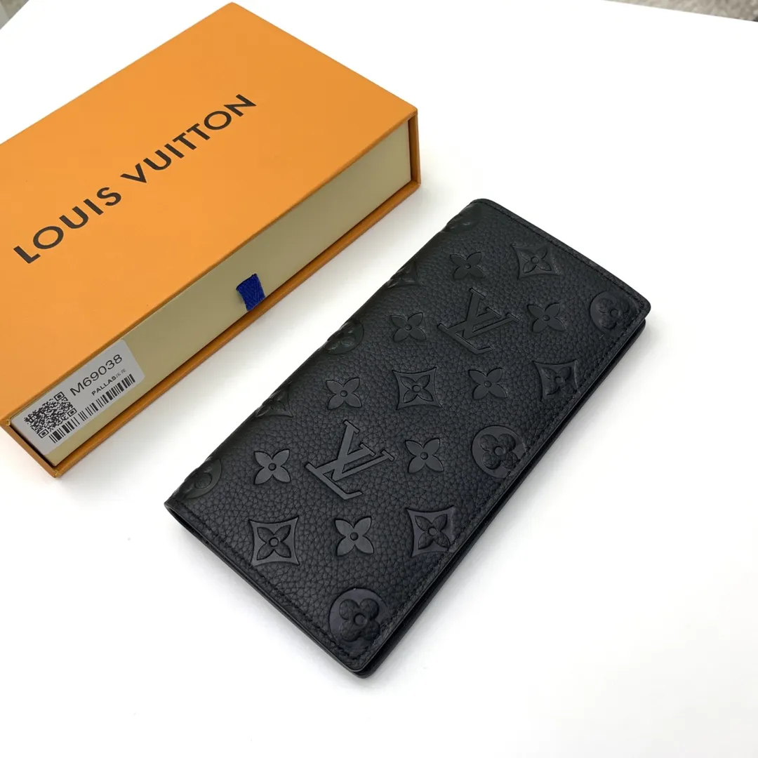 Louis Vuitton Brazza Black 19cm view 2