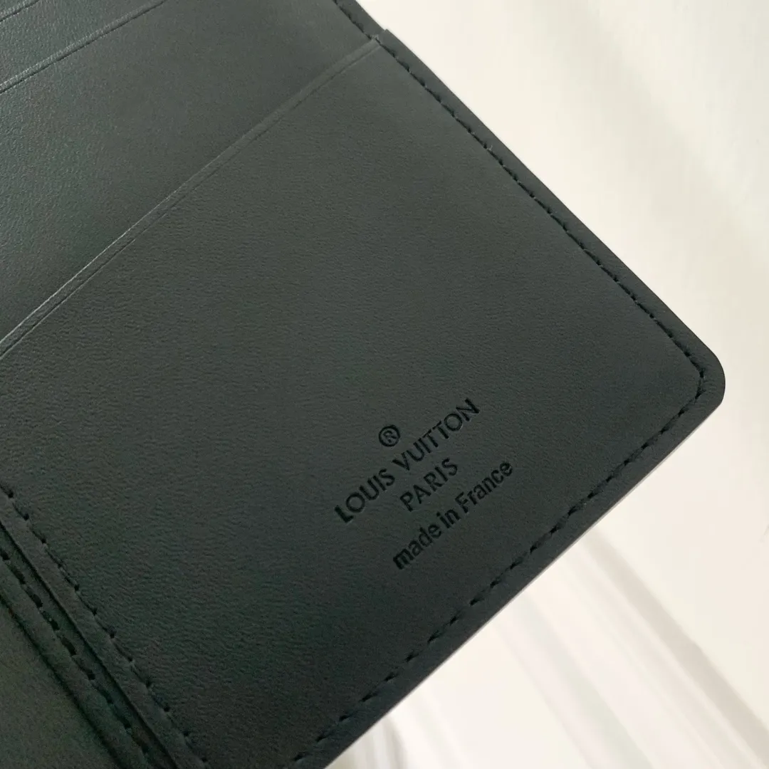 Louis Vuitton Brazza Embossed Leather view 7