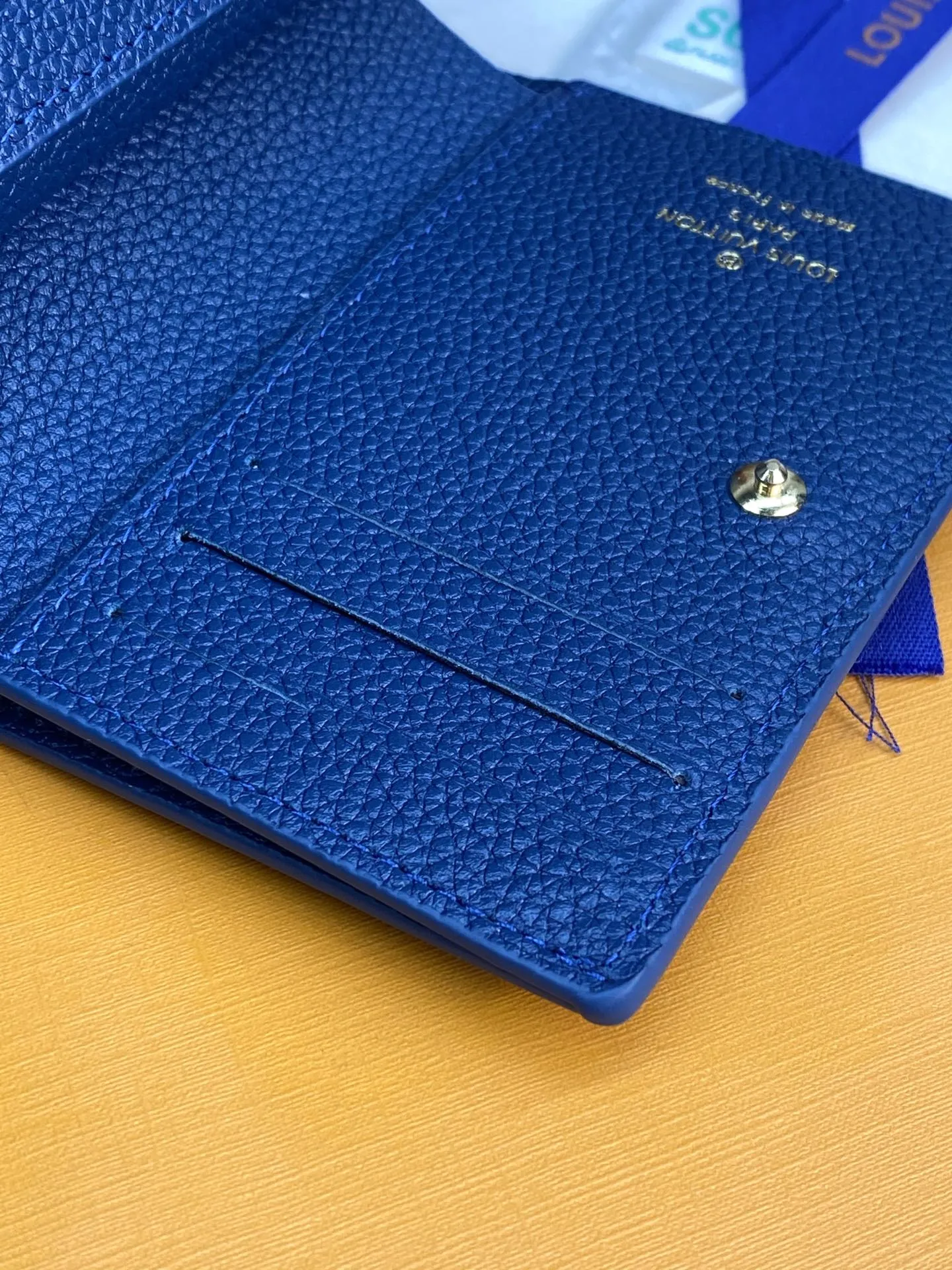 Louis Vuitton Clea Blue 11cm view 6