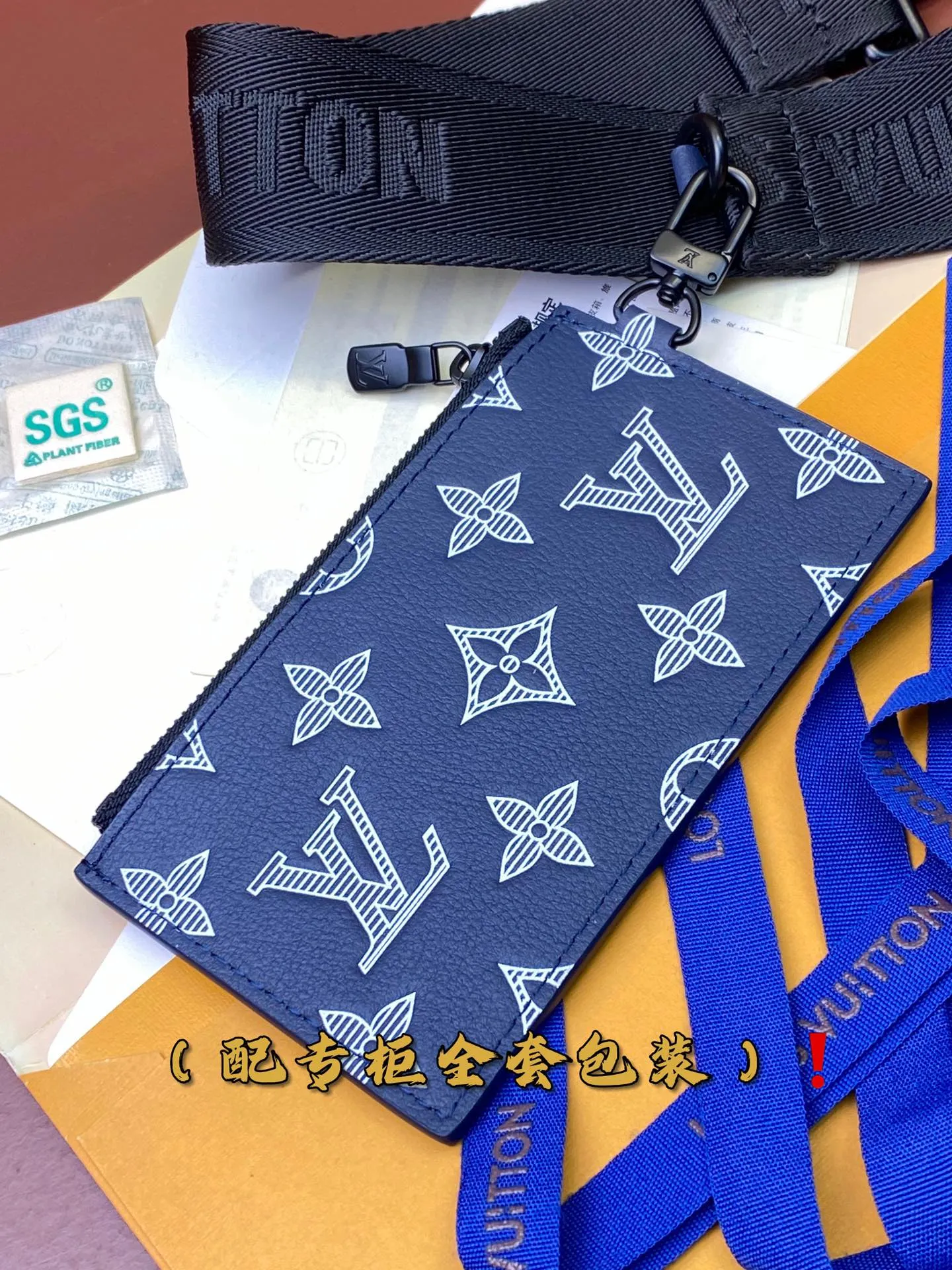 Louis Vuitton Gaston Blue 22cm view 8