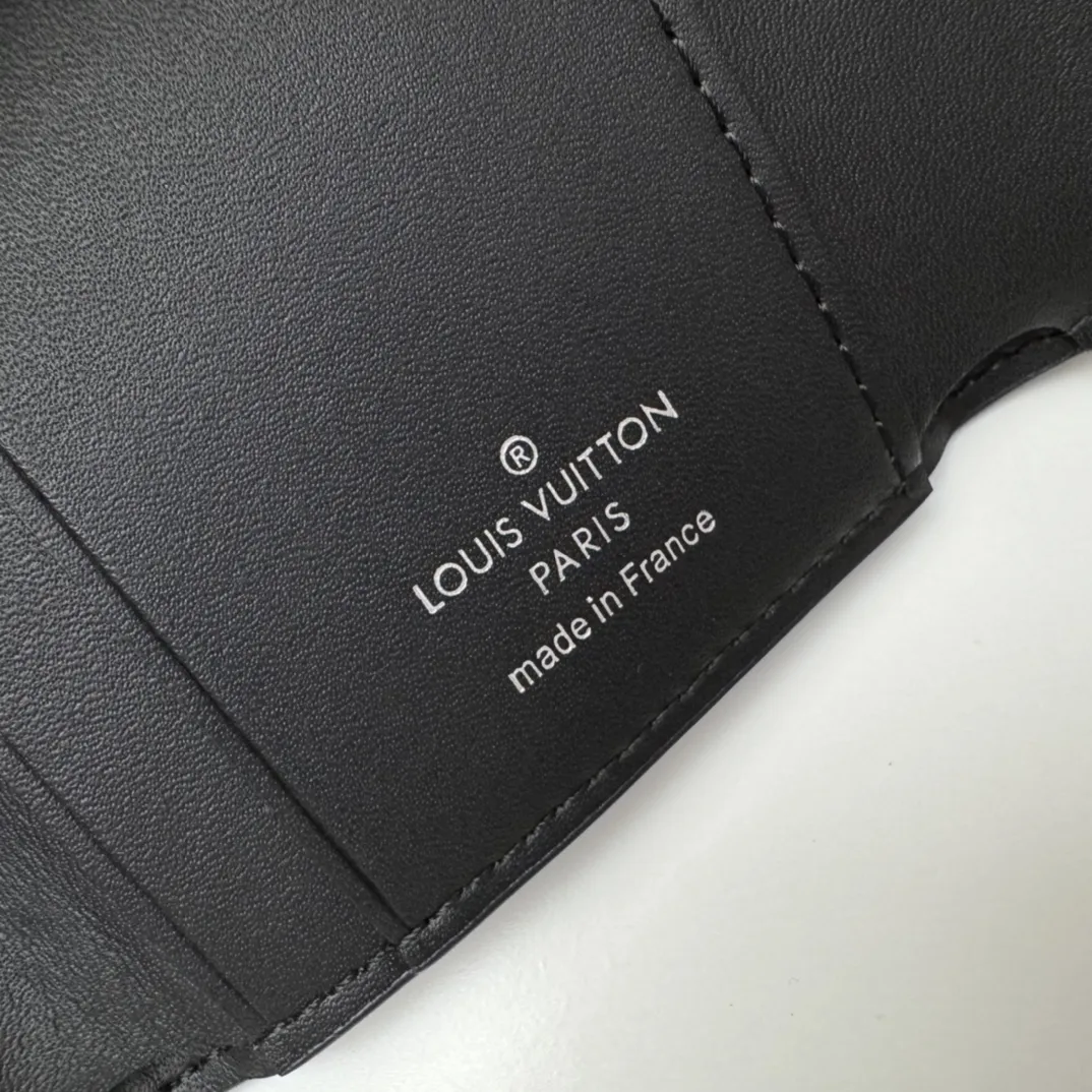 Louis Vuitton Iris XS Black 9.8cm view 8