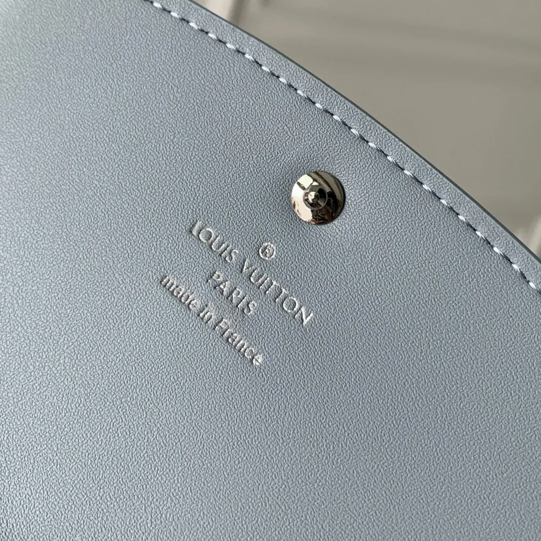 Louis Vuitton Iris view 5