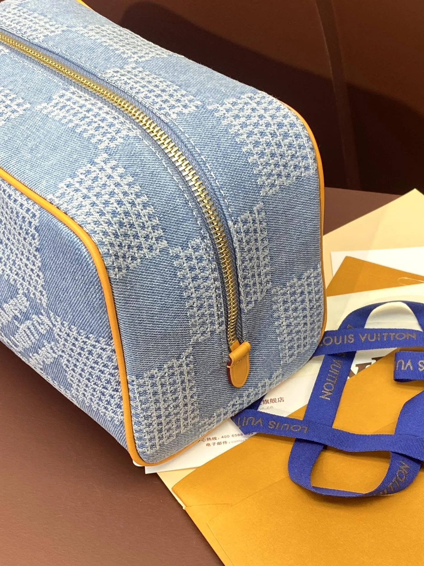 Louis Vuitton Locker Dopp Kit view 4