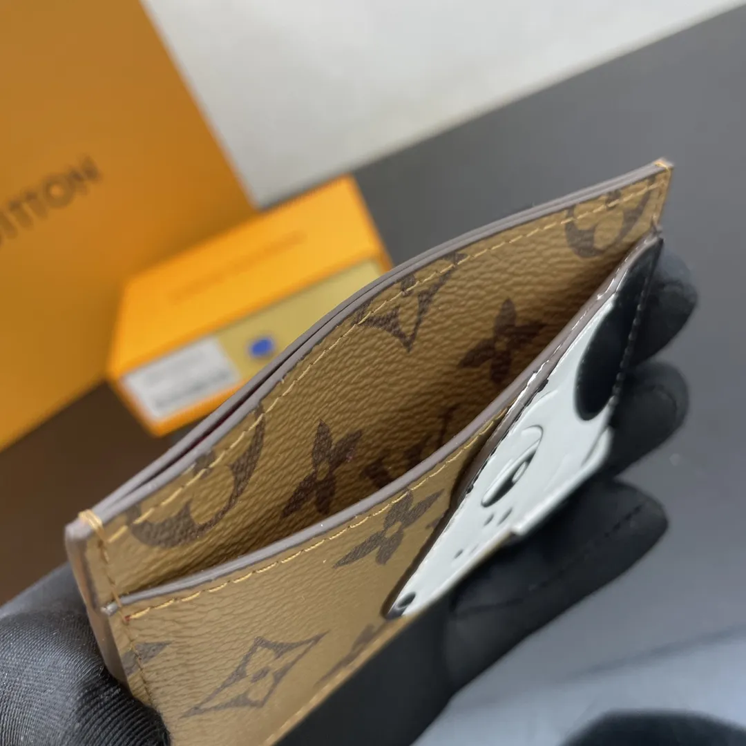 Louis Vuitton M11448 M83691 view 6