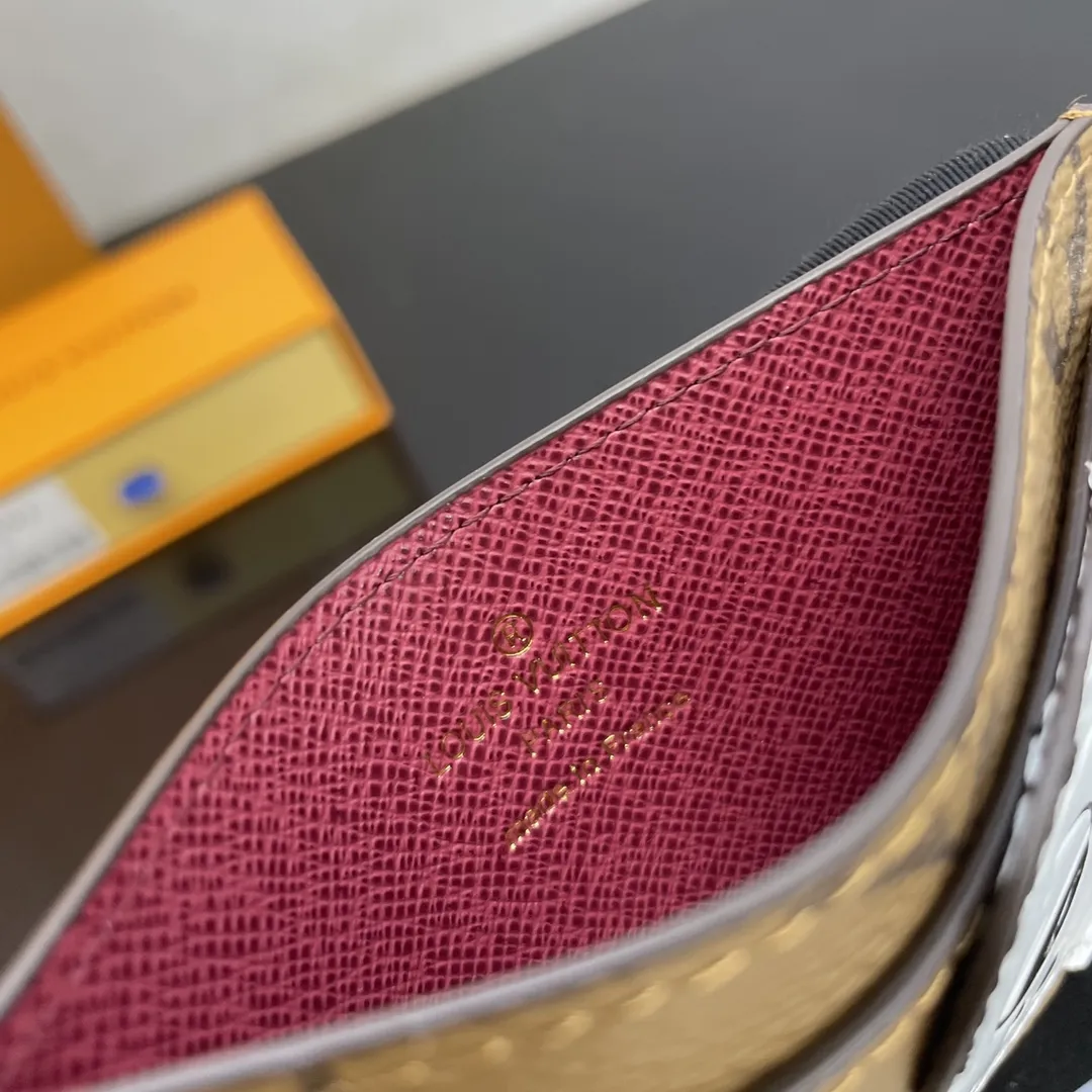 Louis Vuitton M11448 M83691 view 8