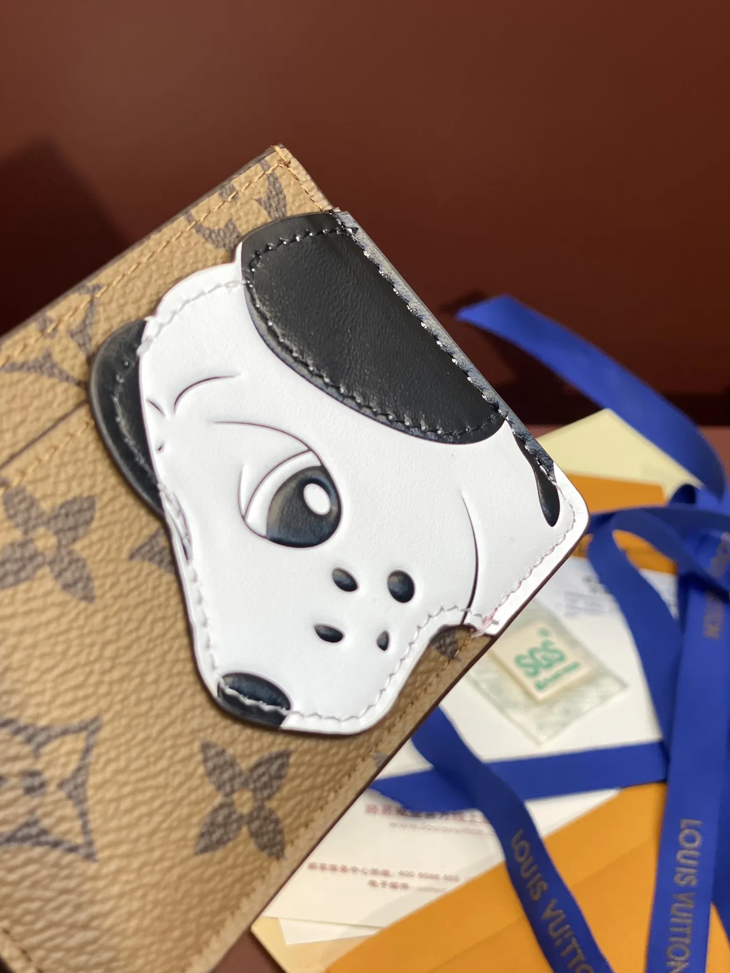 Louis Vuitton M83691 Dog view 4