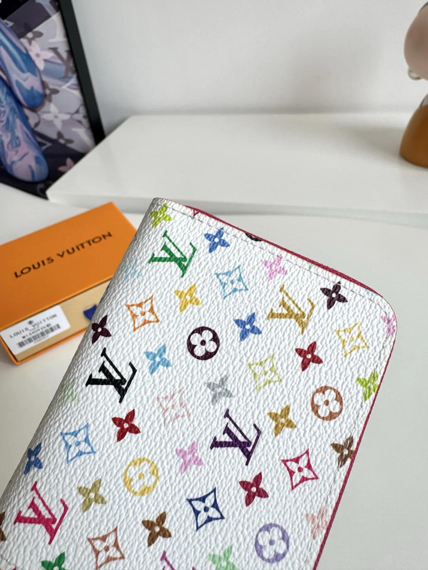 Louis Vuitton Murakami White Rainbow 11cm view 6