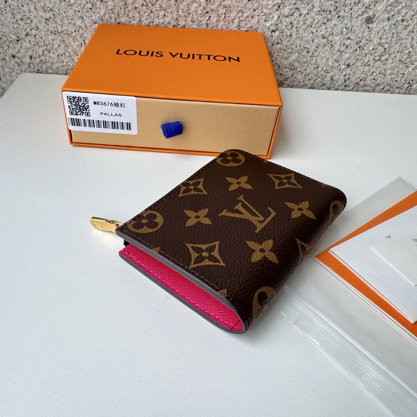 Louis Vuitton Noah Rose 11cm view 2