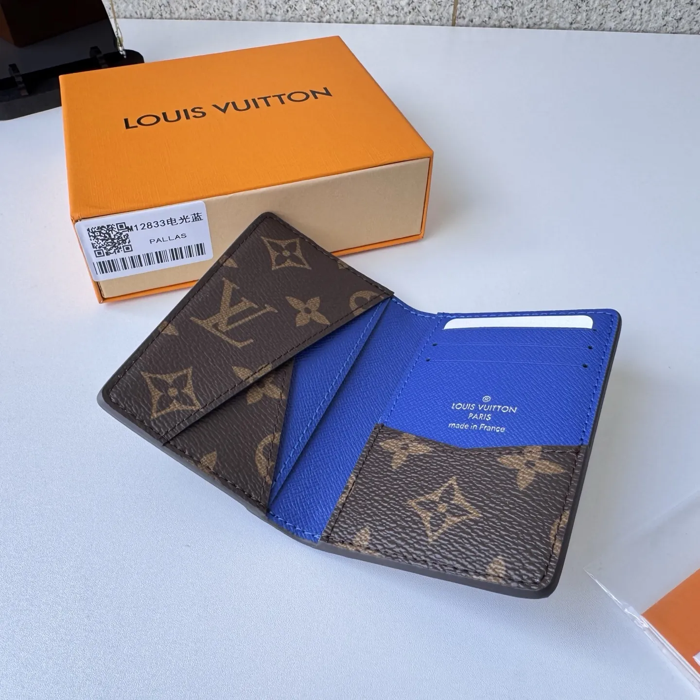 Louis Vuitton Organizer de Poche Blue 7.5x11.1x1cm view 5