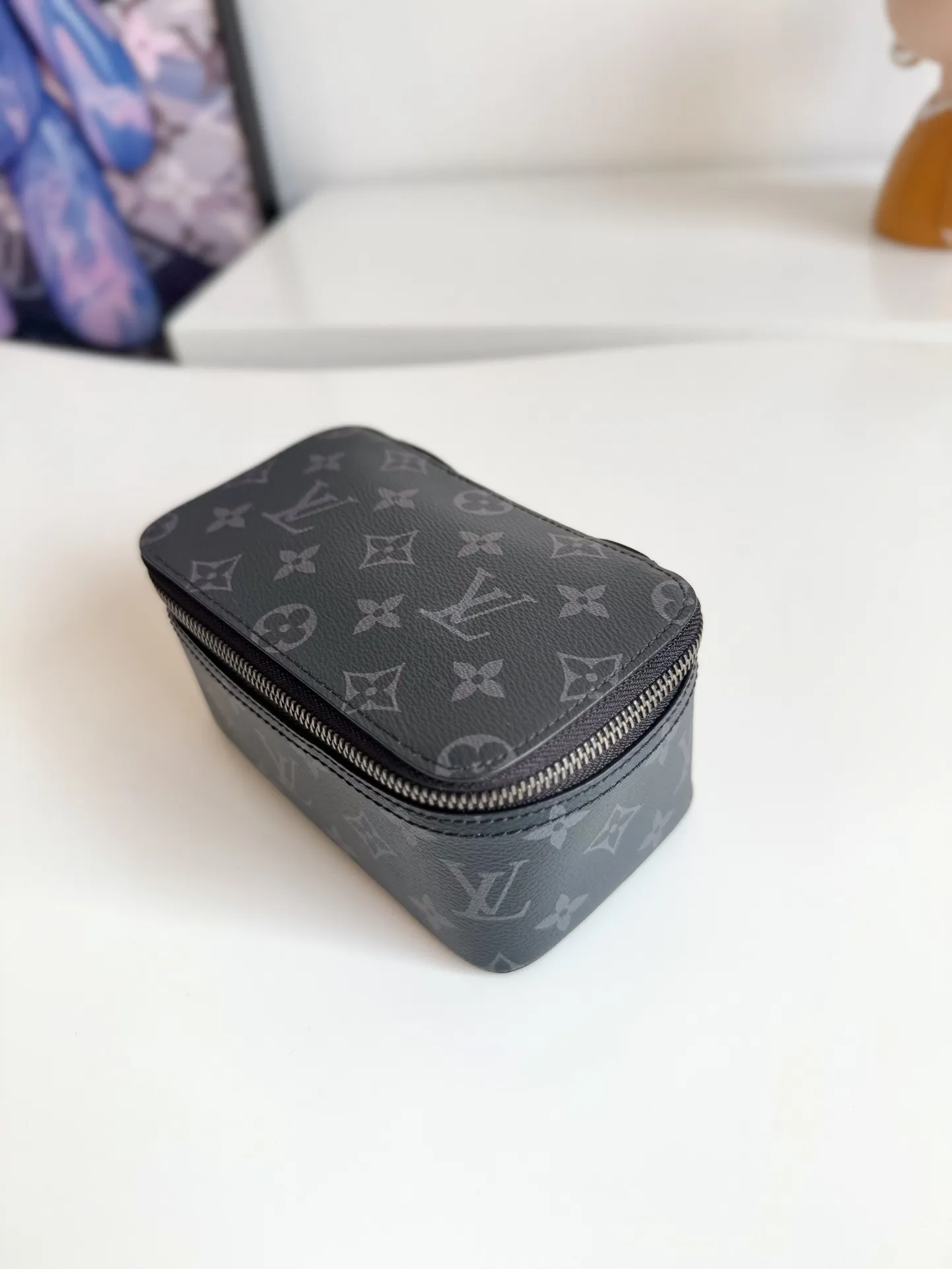 Louis Vuitton Packing Cube Black Small view 3
