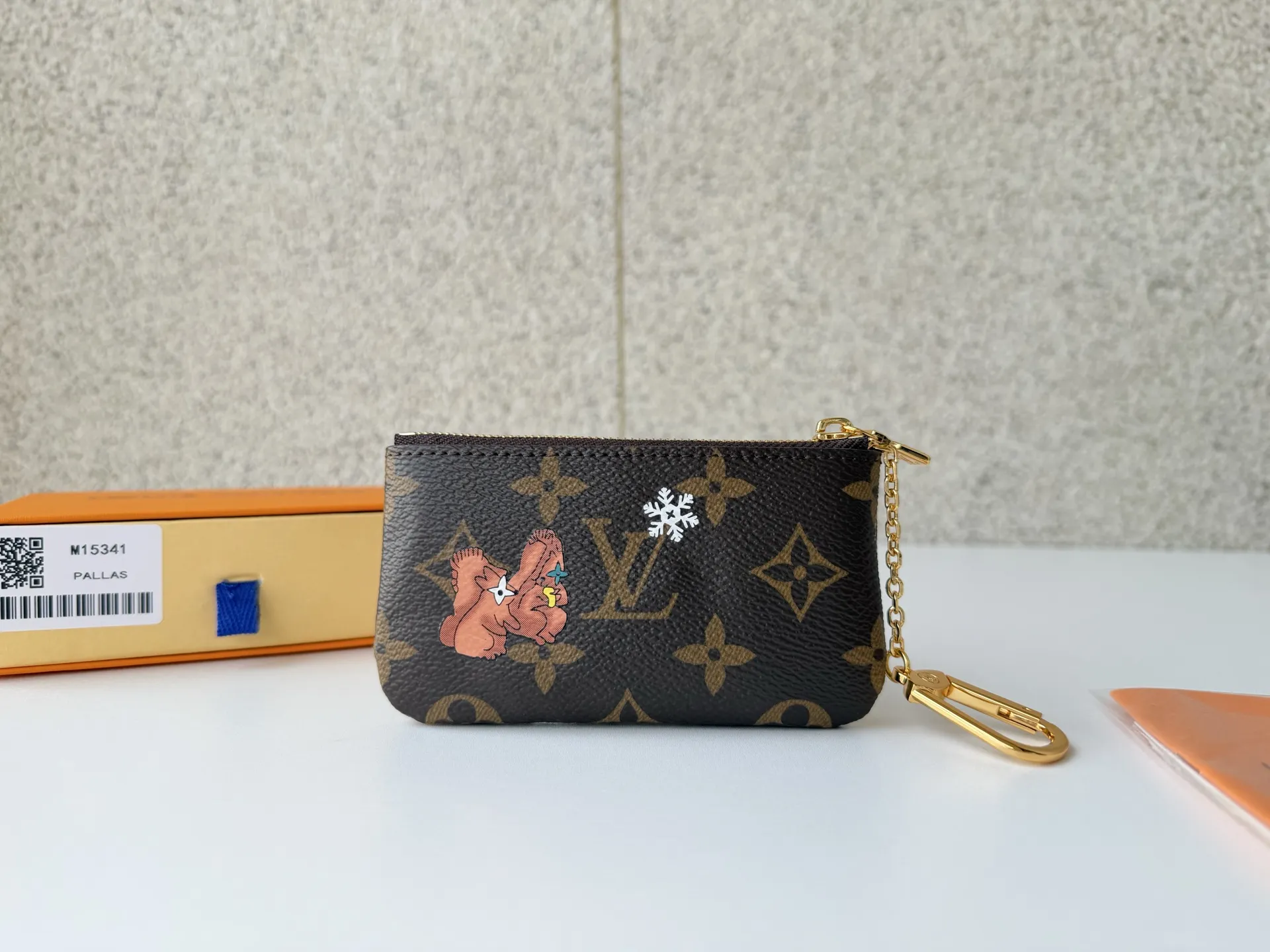 Louis Vuitton Pochette Blue view 8
