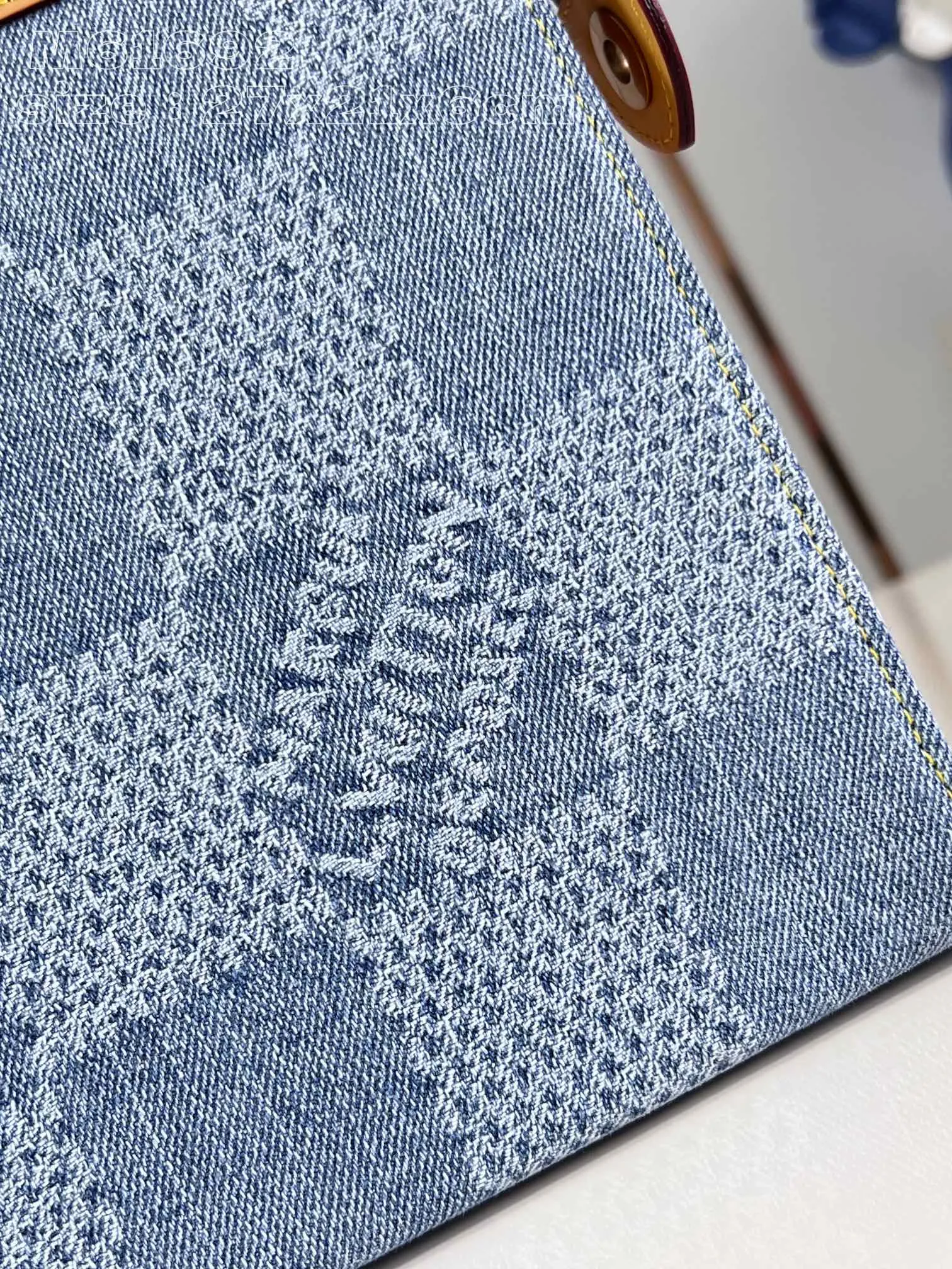 Louis Vuitton Pochette Voyage Denim 27cm view 2