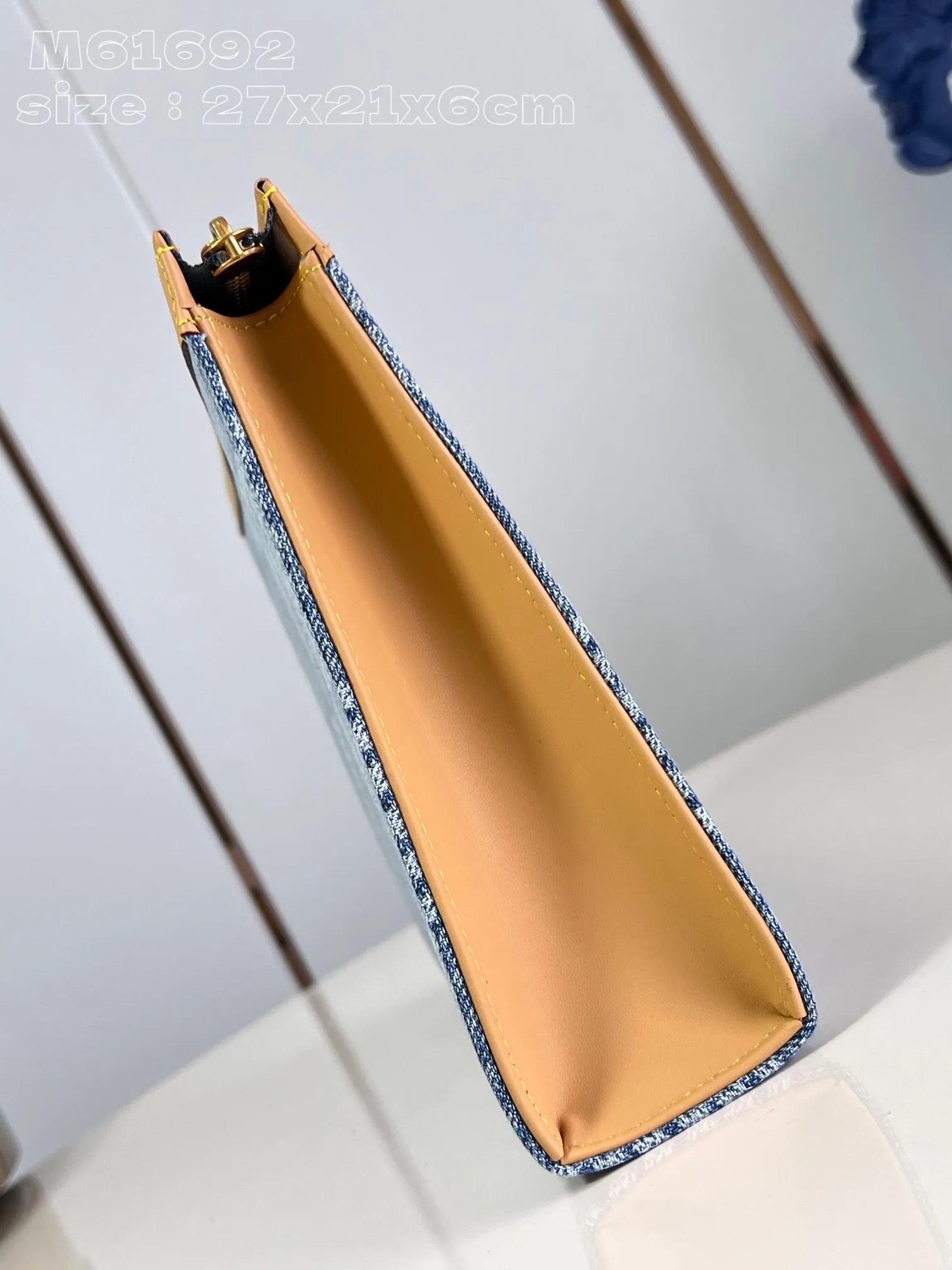 Louis Vuitton Pochette Voyage Denim 27cm view 6