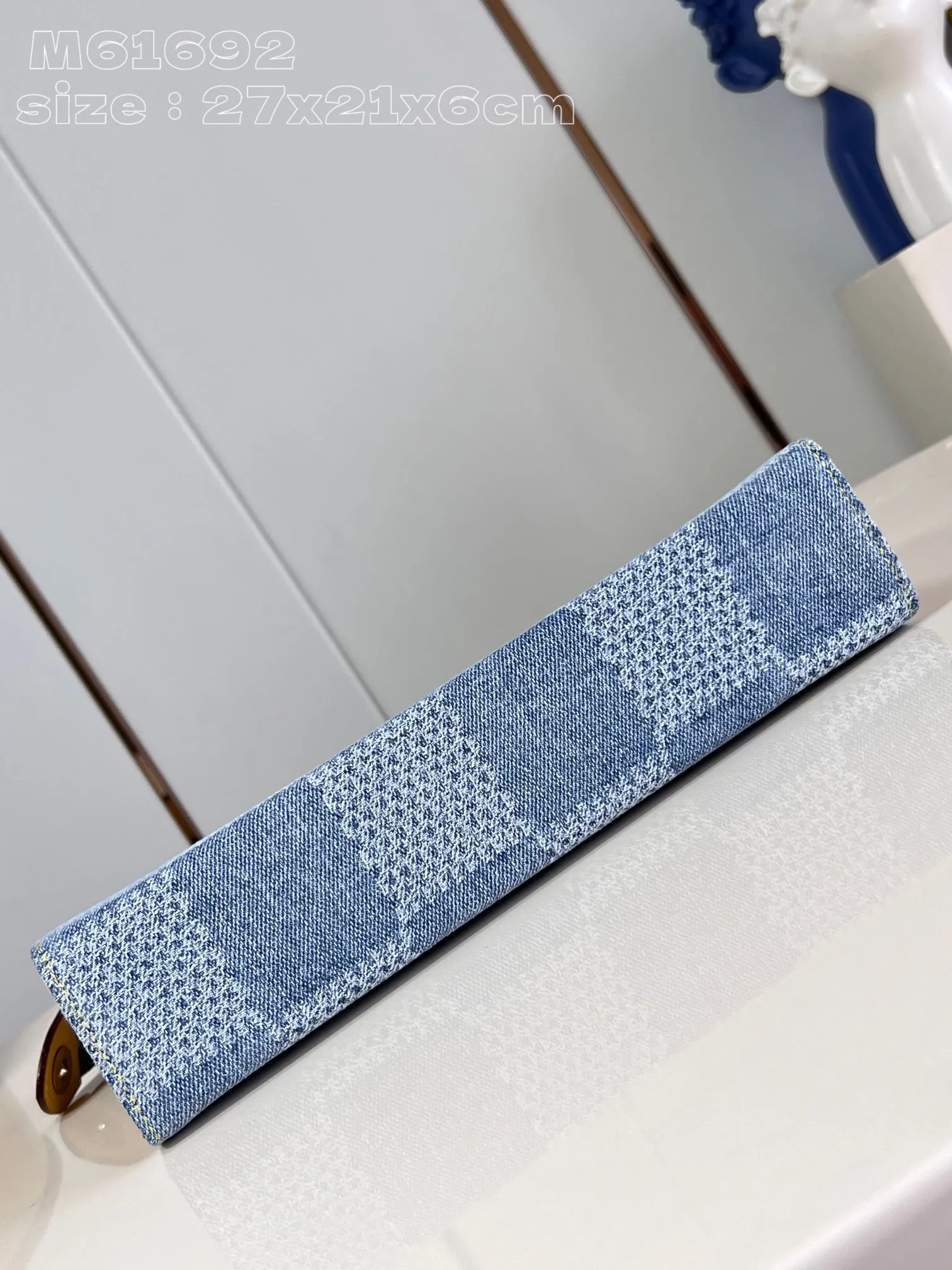 Louis Vuitton Pochette Voyage Denim 27cm view 7