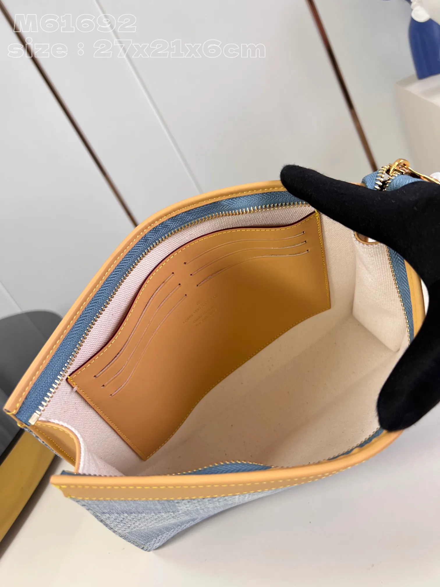 Louis Vuitton Pochette Voyage Denim 27cm view 8