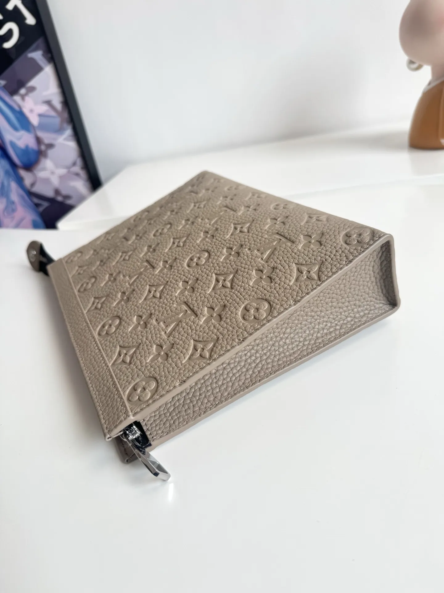 Louis Vuitton Pochette Voyage Grey Medium view 3