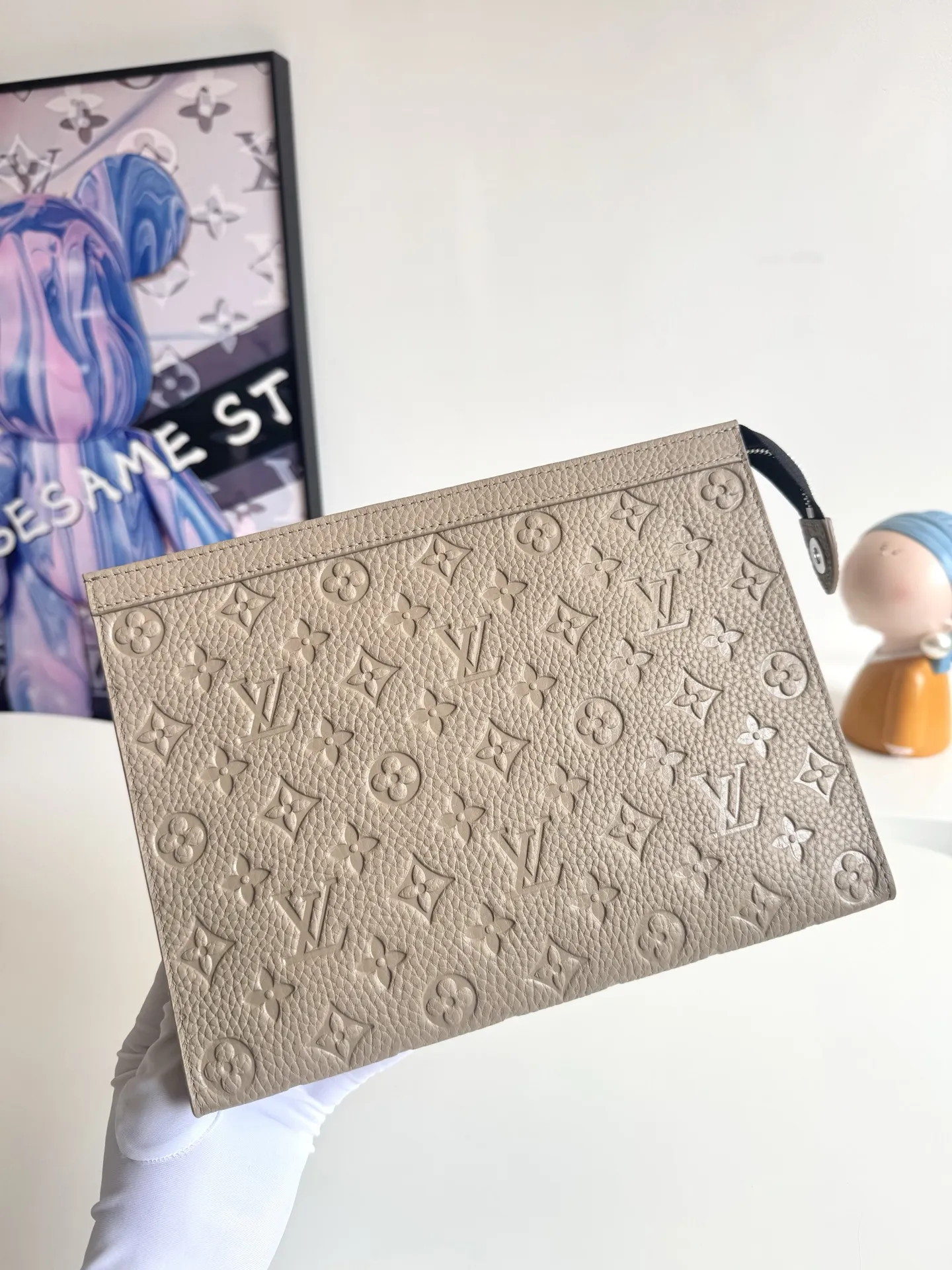 Louis Vuitton Pochette Voyage Grey Medium view 7