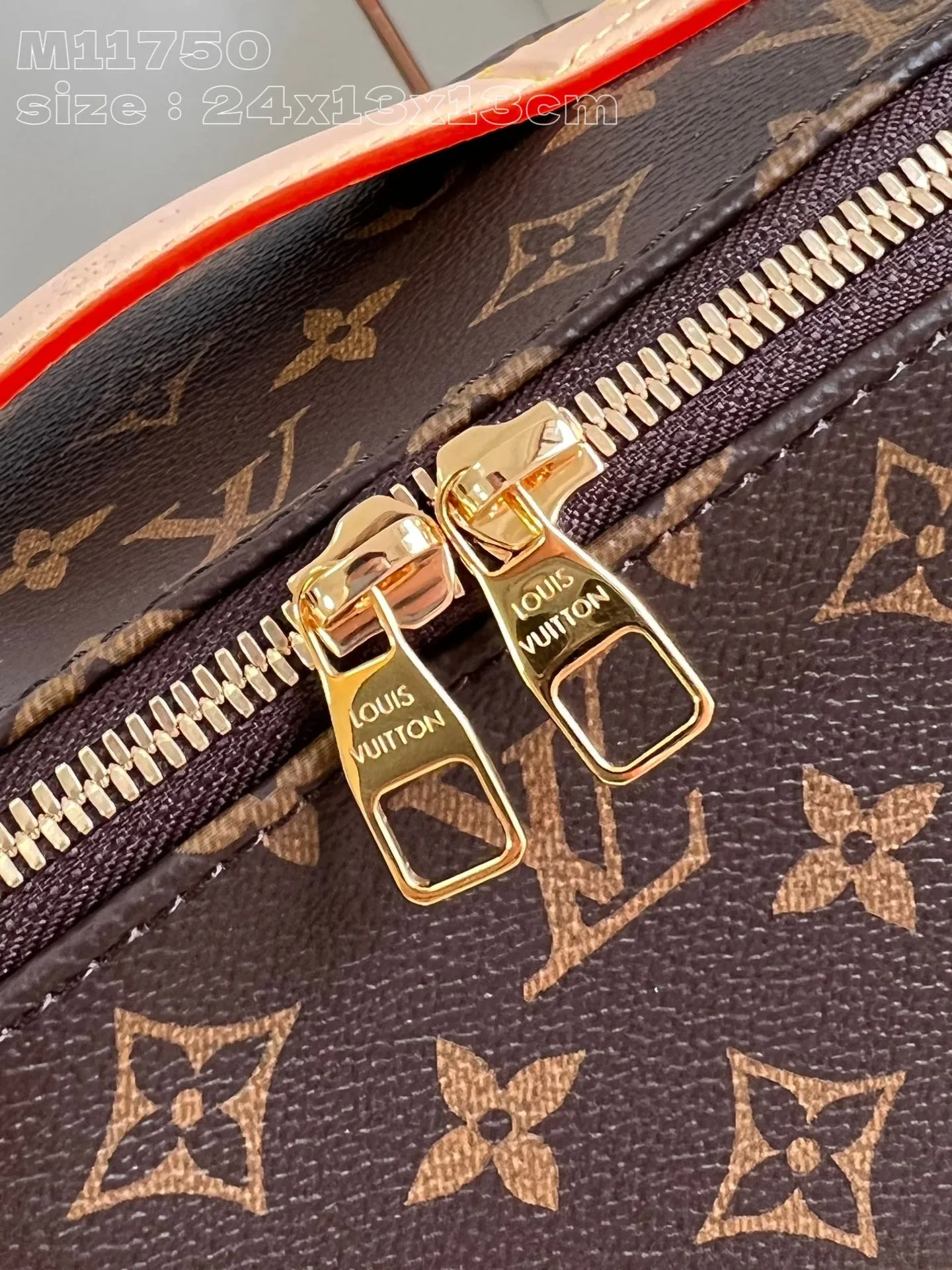 Louis Vuitton Toiletry Bag view 2