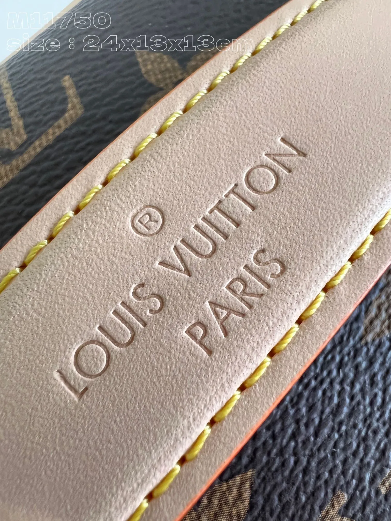 Louis Vuitton Toiletry Bag view 7