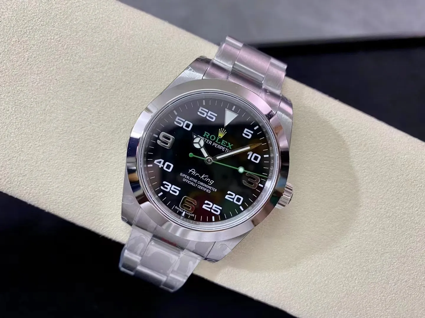 Air-King Oyster Perpetual 40mm view 2