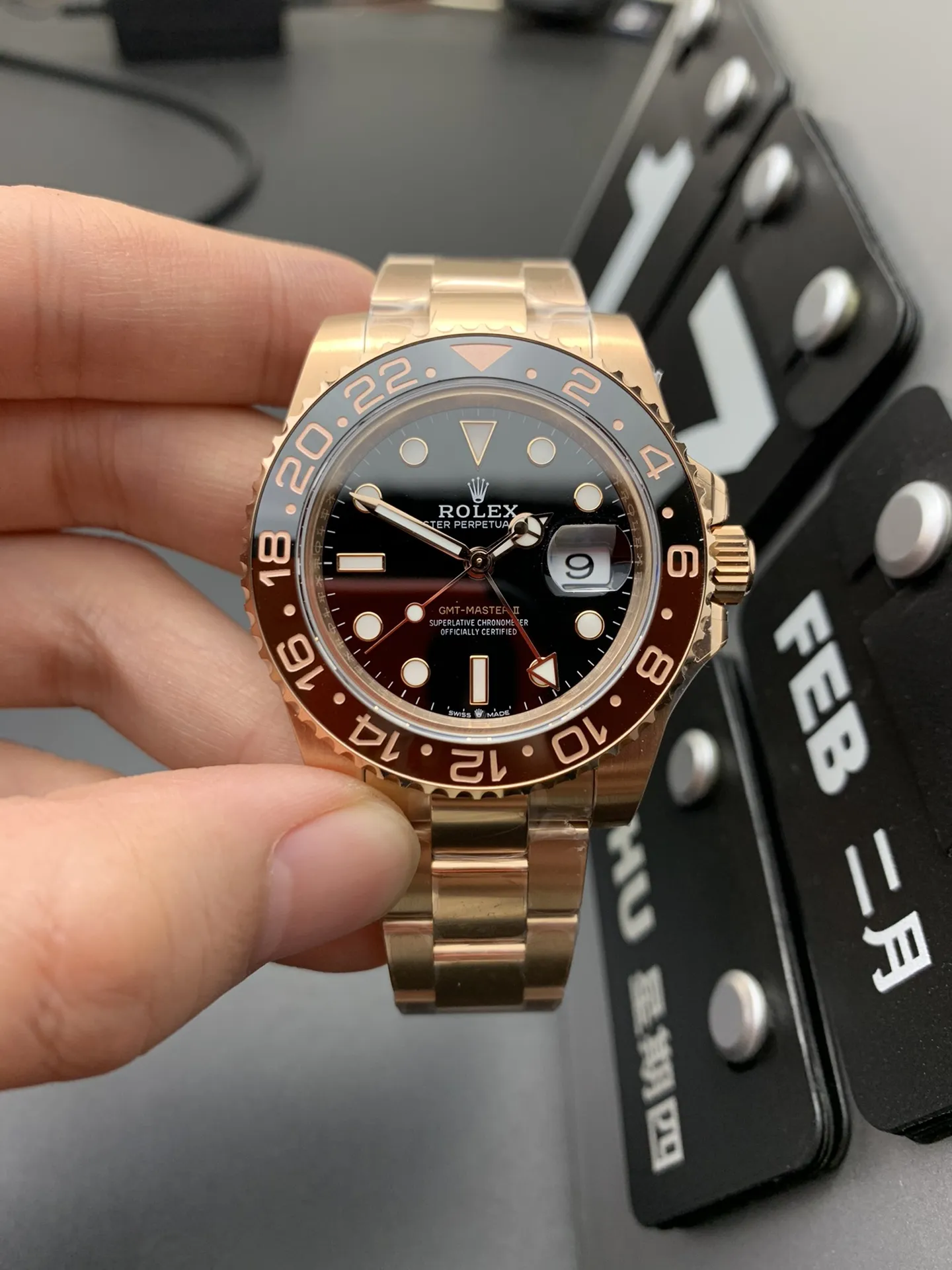 Rolex Watches All-Gold Green - Certified Pre-Owned Luxury