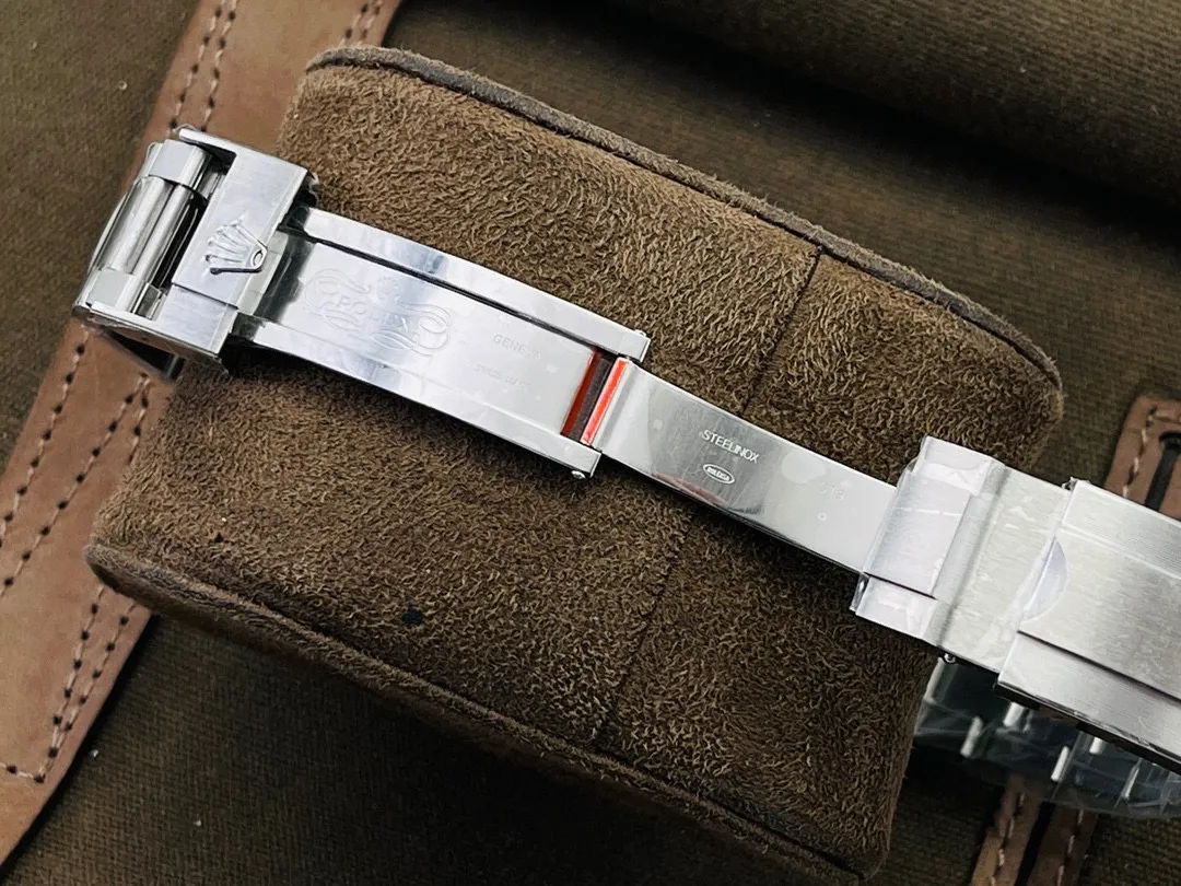 Black Ghost Watch view 8
