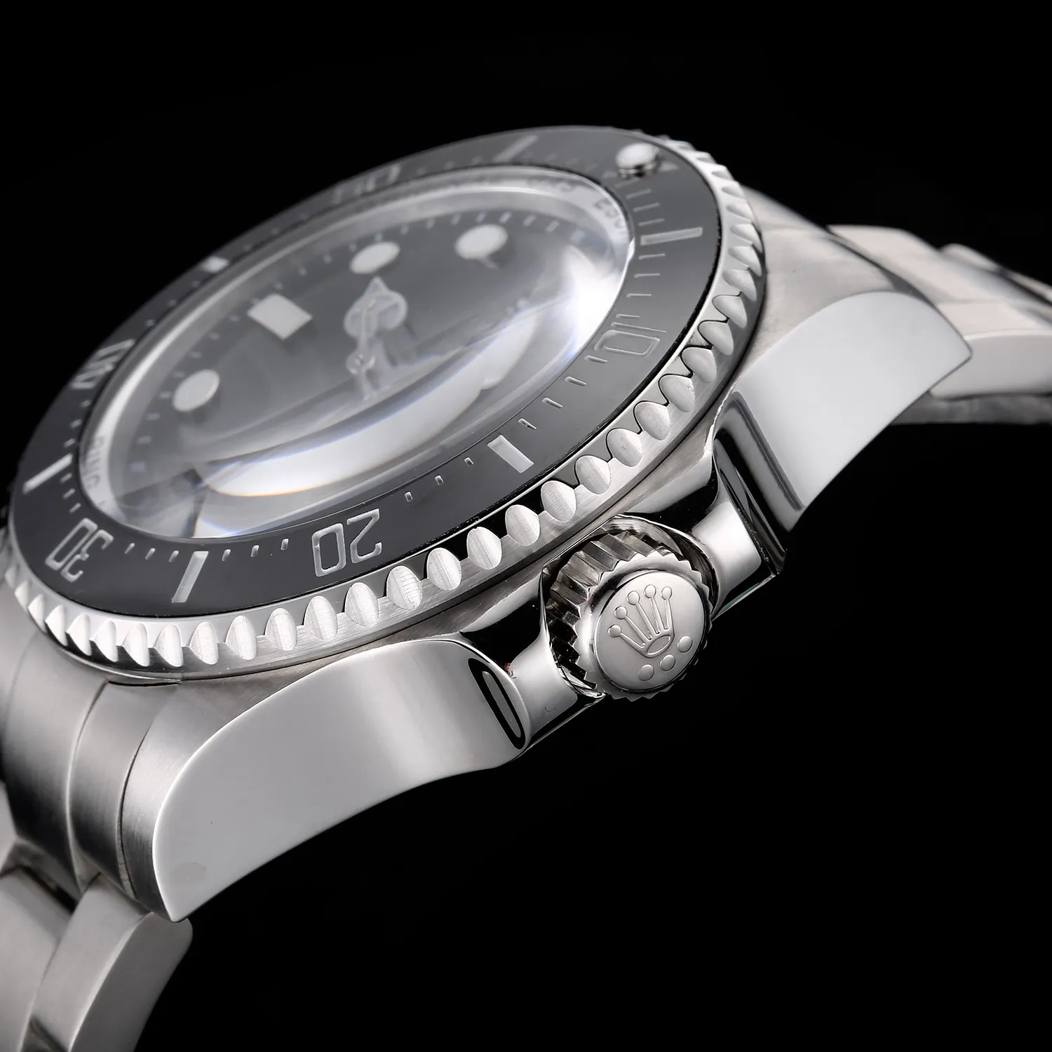 Black King 44mm view 3