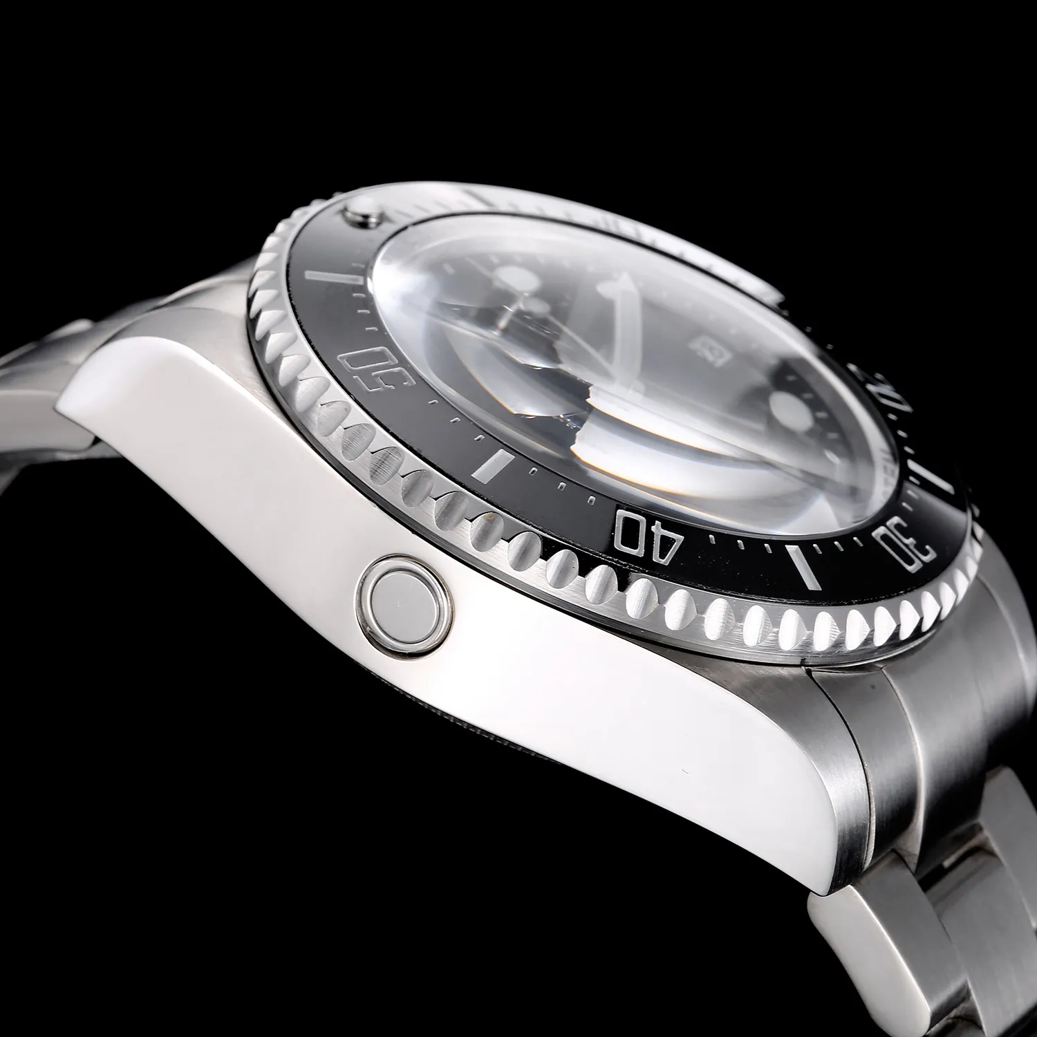 Black King 44mm view 4