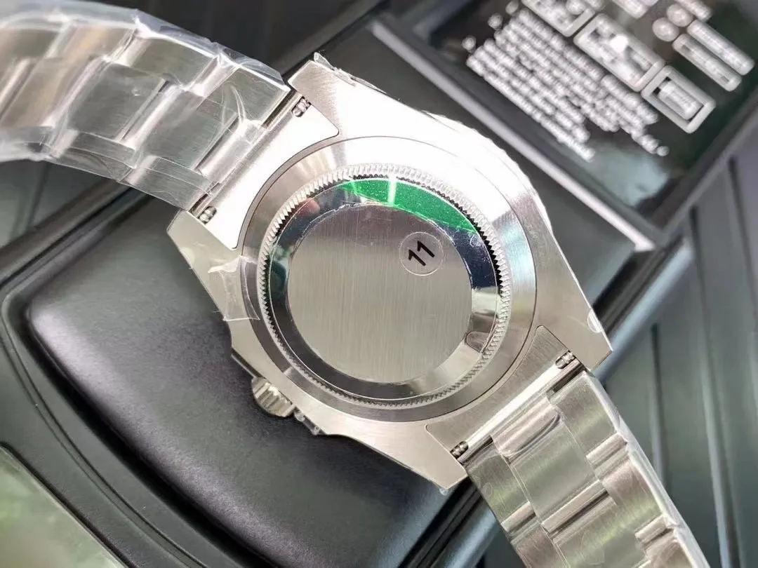 Black Submariner [e808e6] view 7