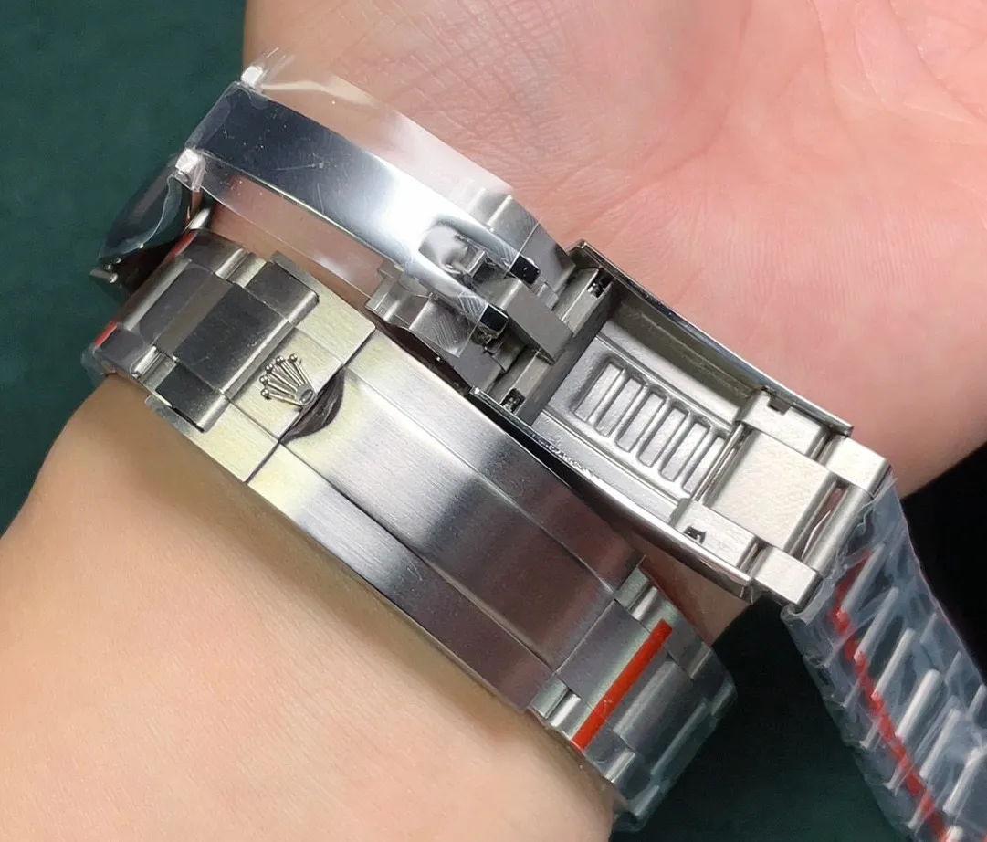 Blaken Tiffany Submariner view 5