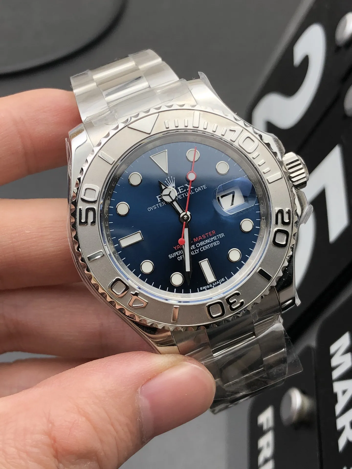 Blue Yacht Watch [1c5186] view 2