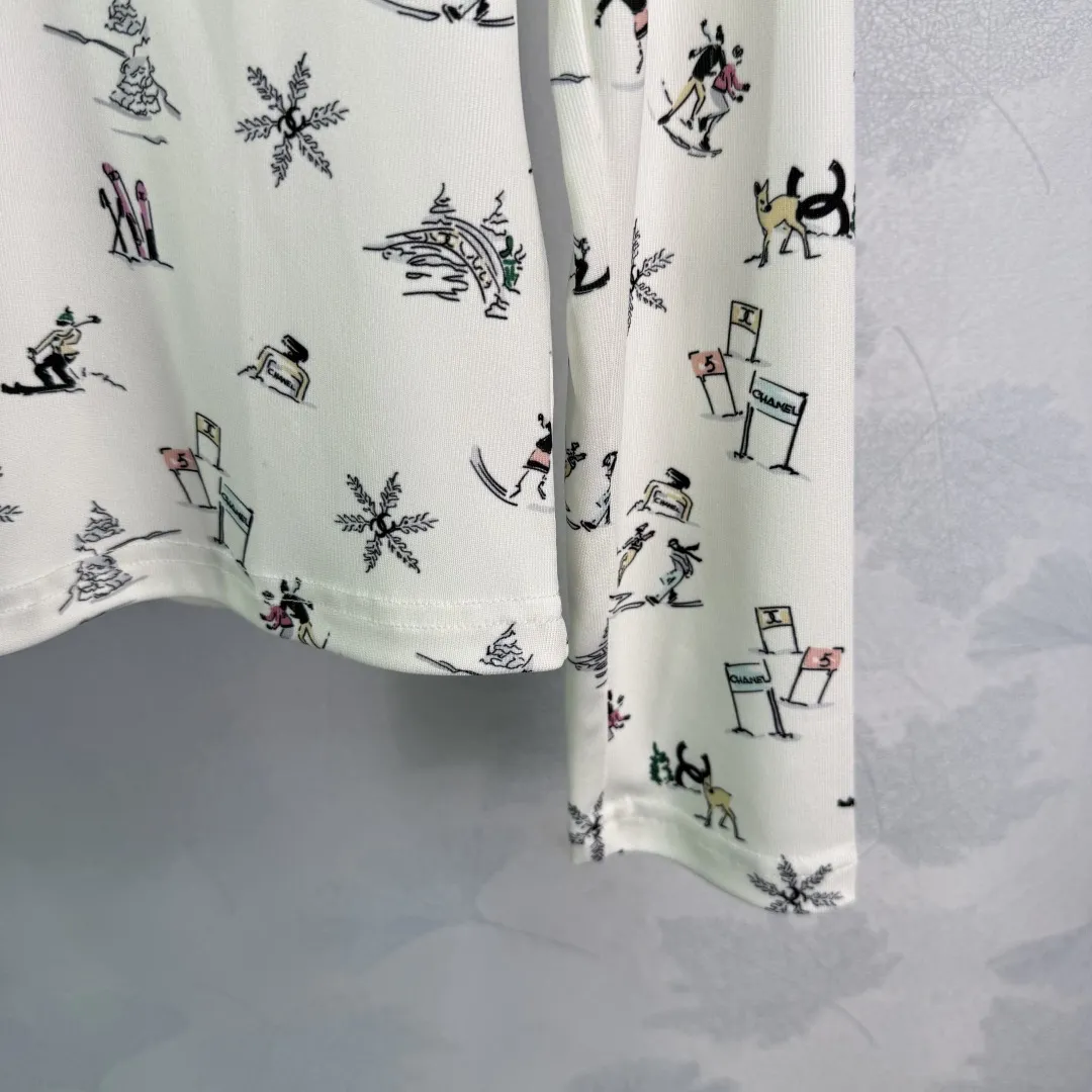 25N Ski Turtleneck Top White view 6