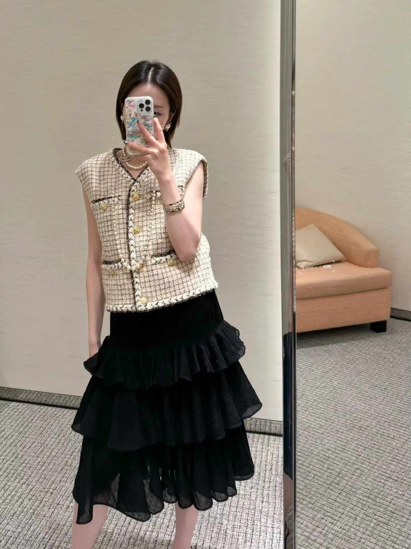 Adaptable Women's Wear - Main View