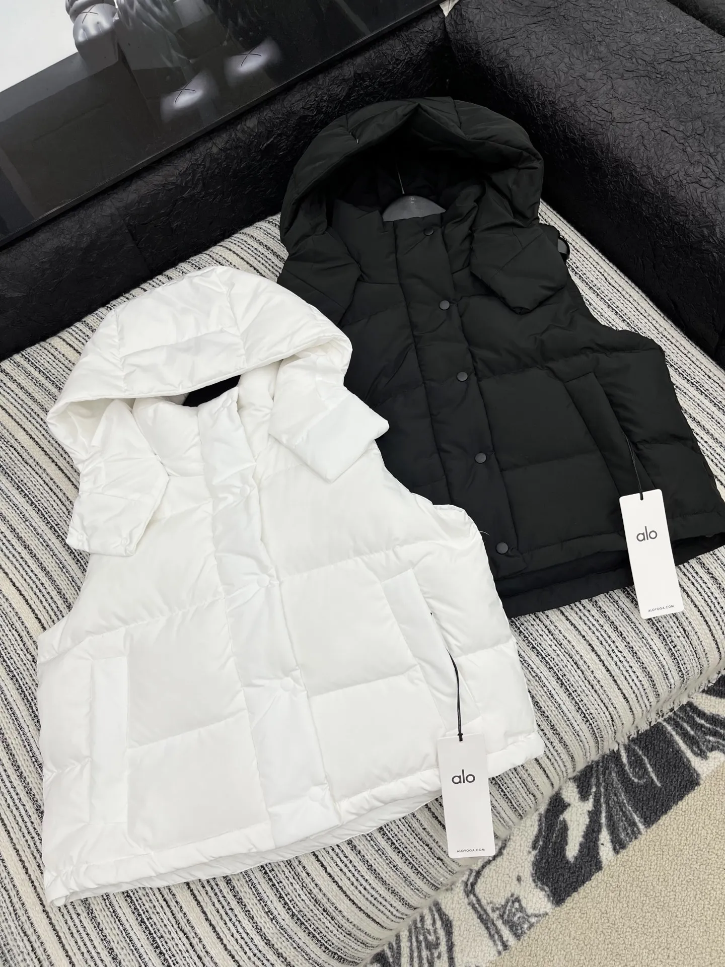 Alo Detachable Hooded Vest view 2