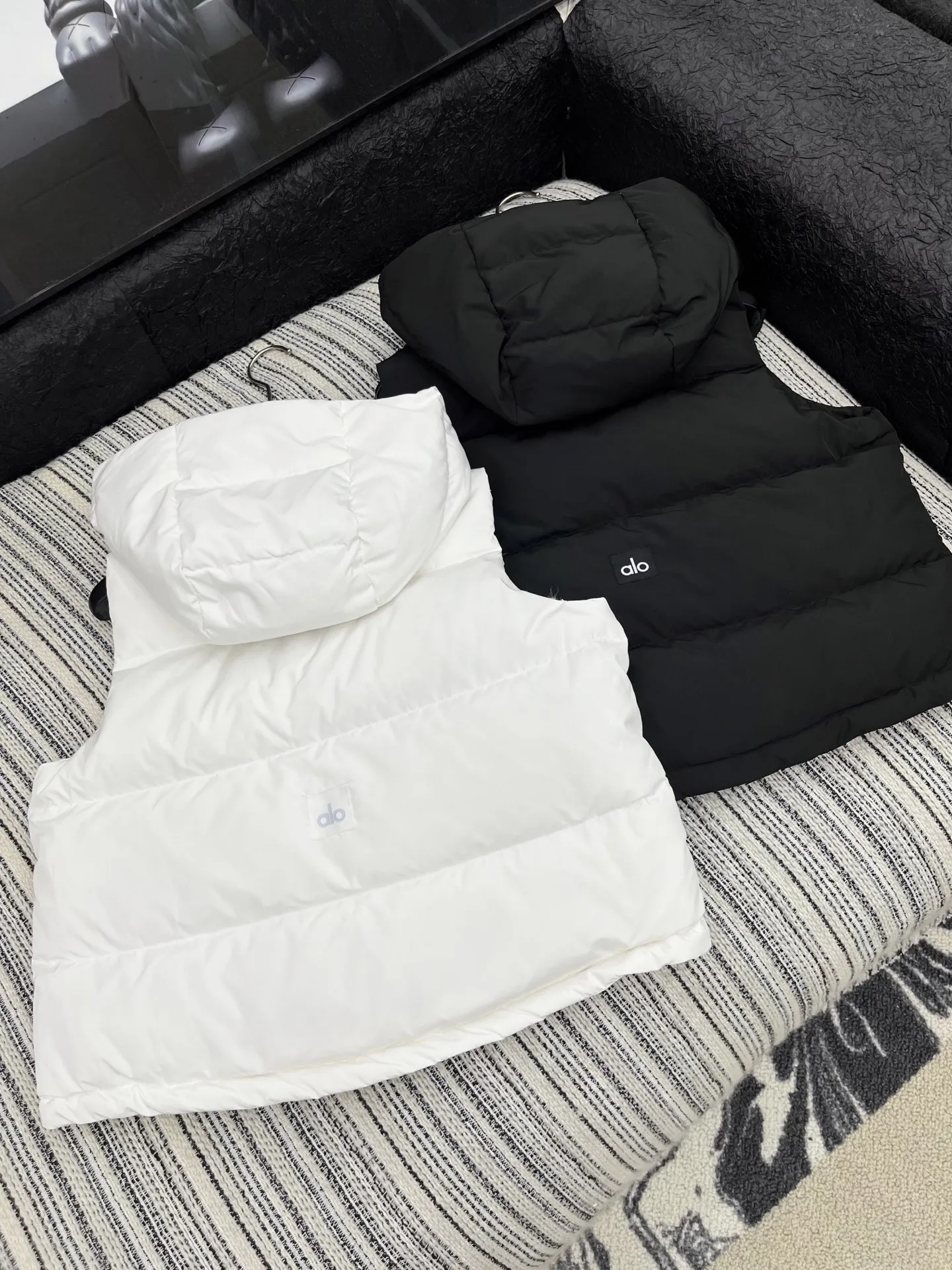 Alo Detachable Hooded Vest view 3