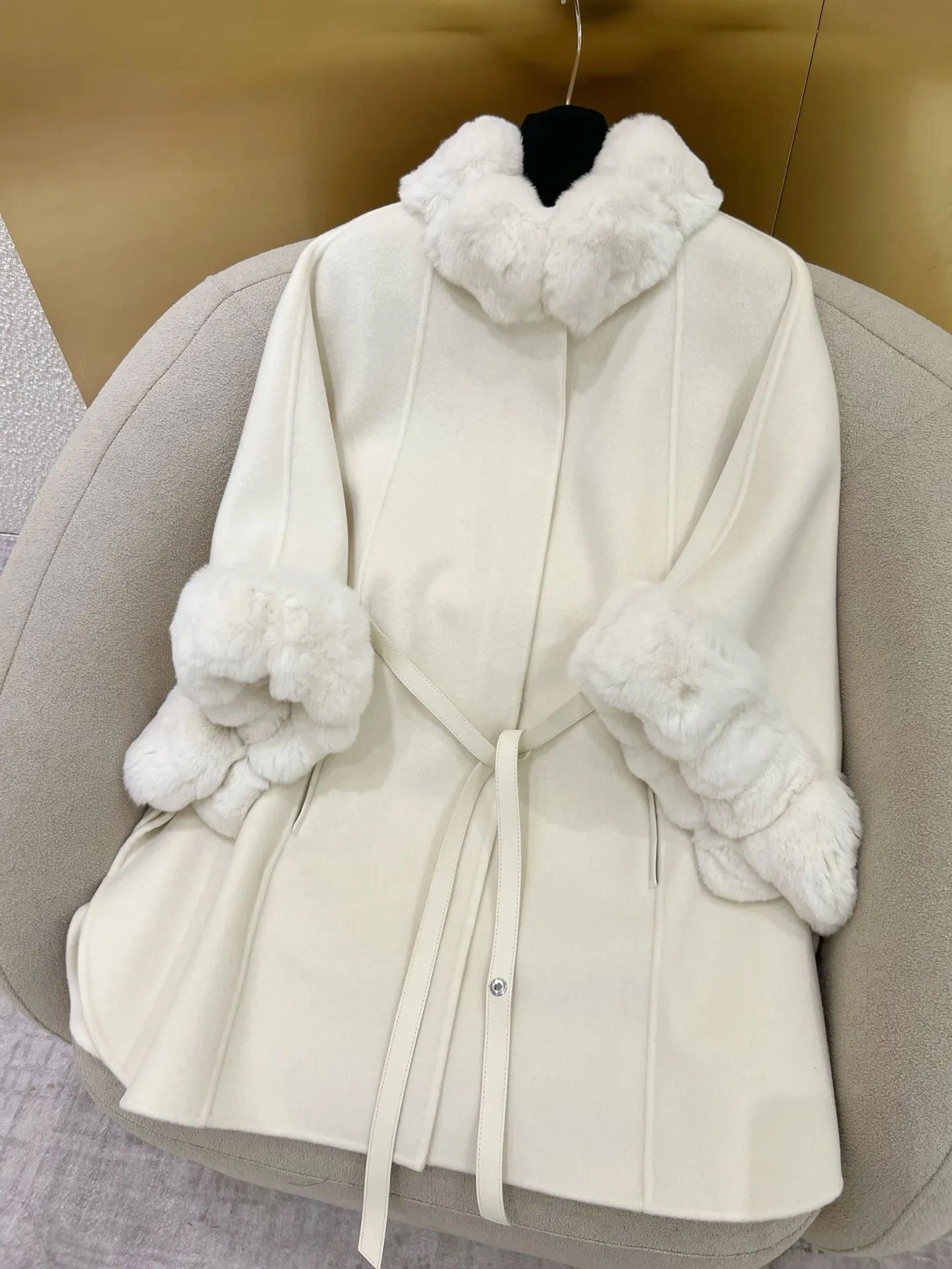 Andean Cashmere Chinchilla Cape - Main View