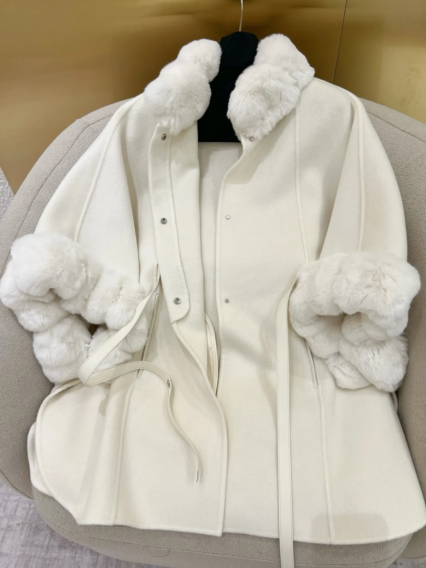 Andean Cashmere Chinchilla Cape view 6