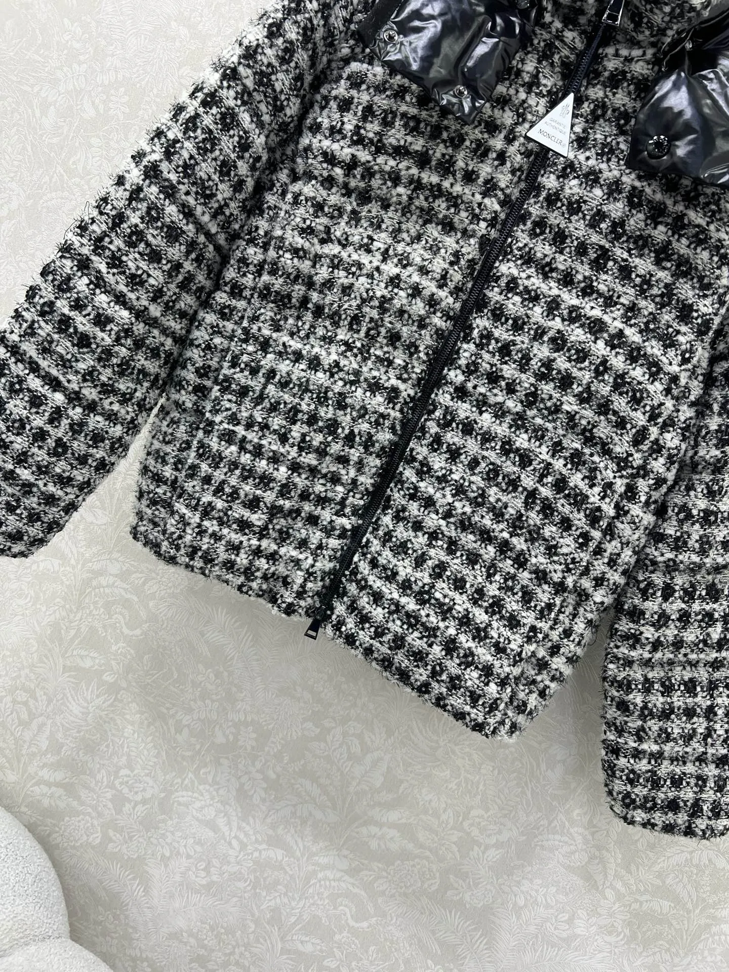 Andronne Check Down Jacket view 3
